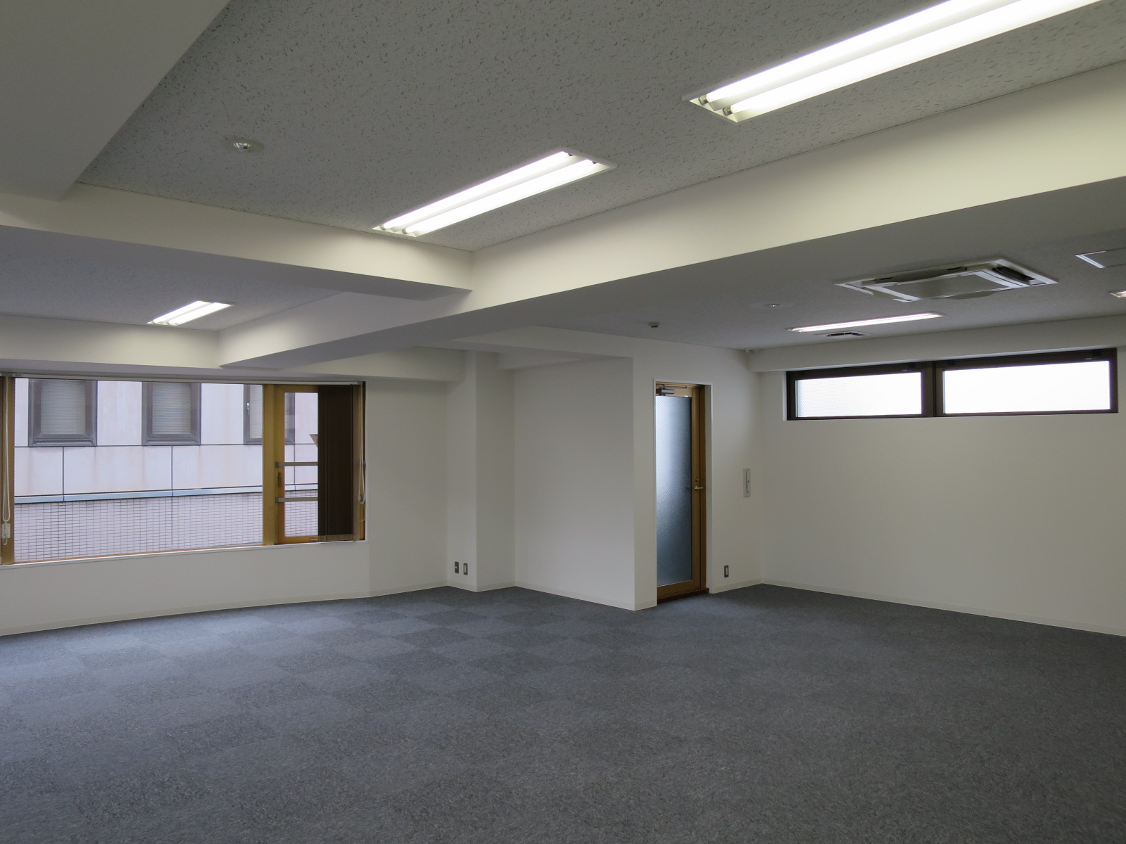 オフィス室内参考画像(5階・約33坪)