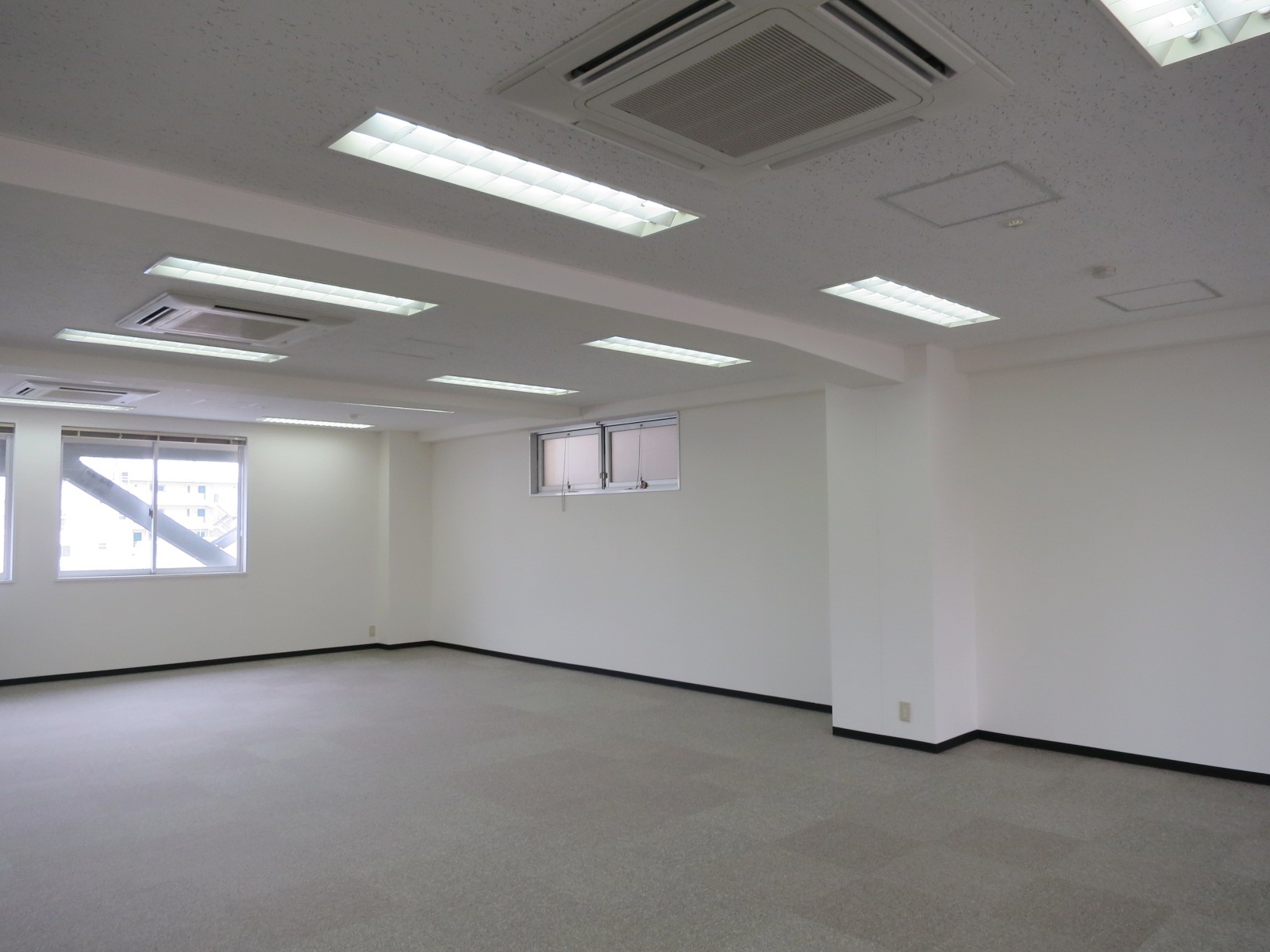 貸室別角度からの様子
