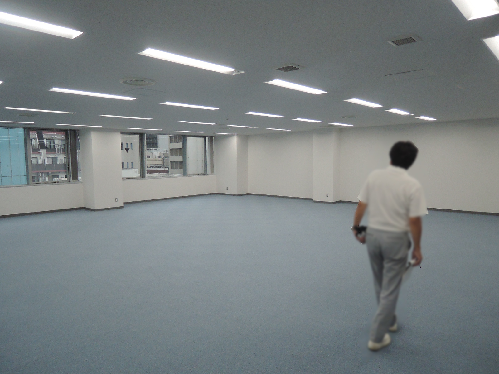 オフィス室内参考画像
