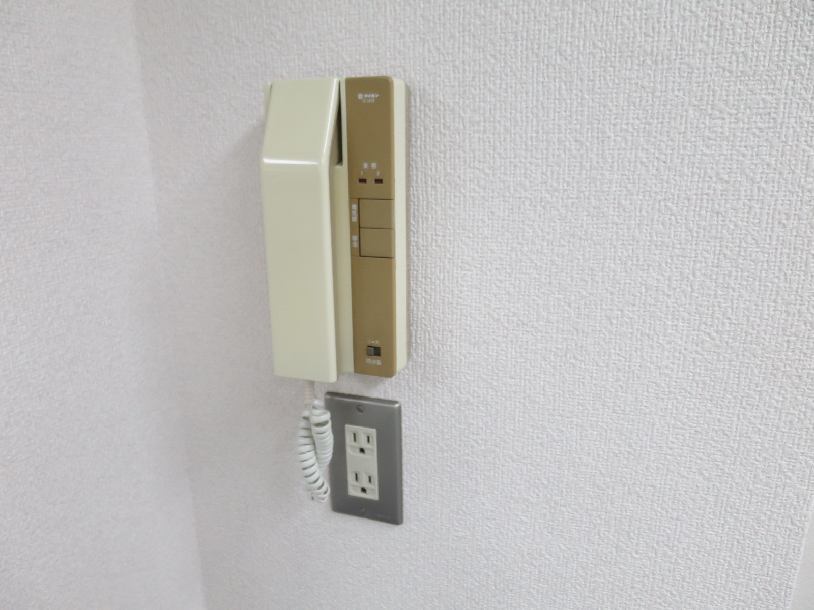 インターホン