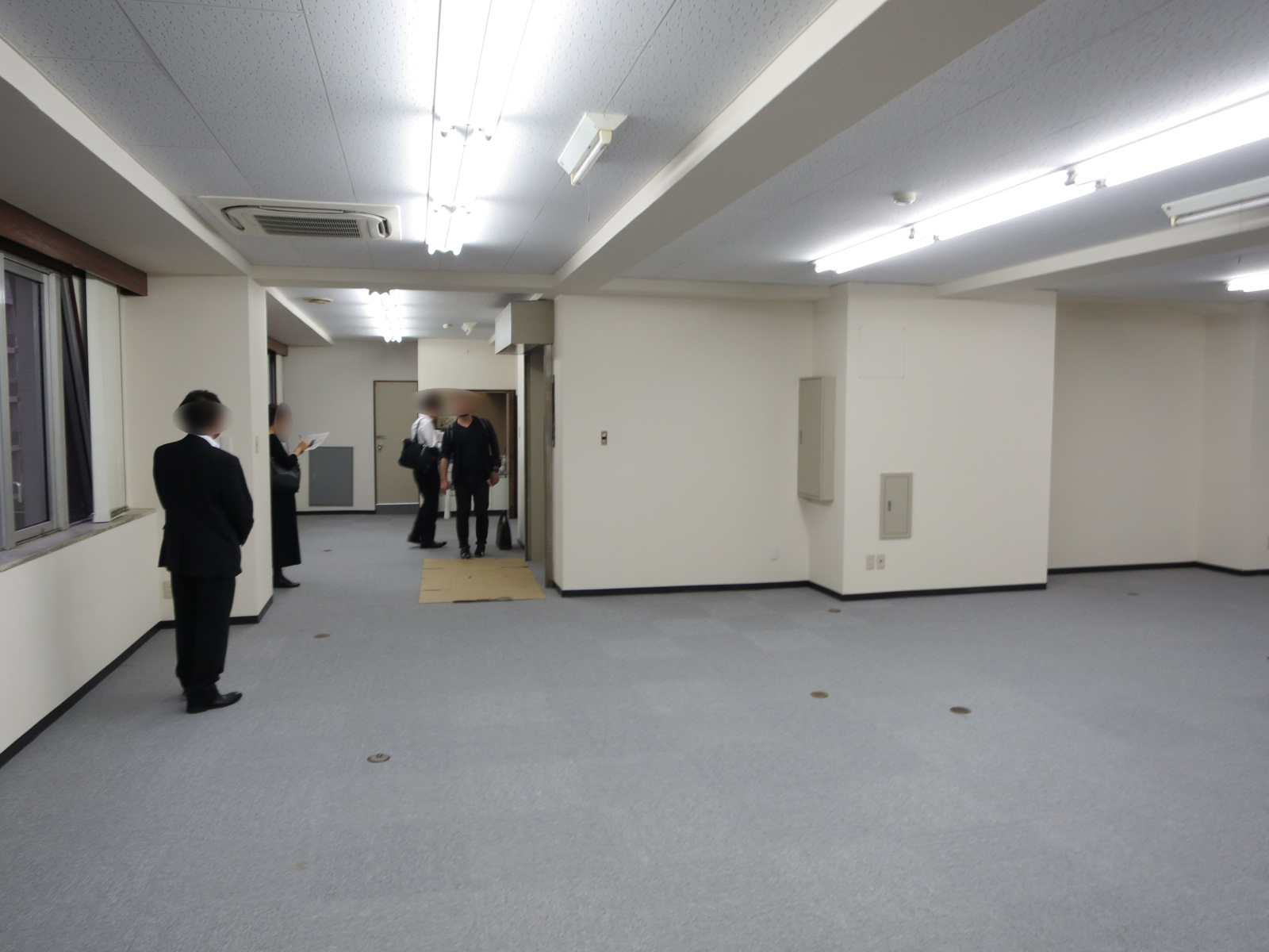 別角度の様子