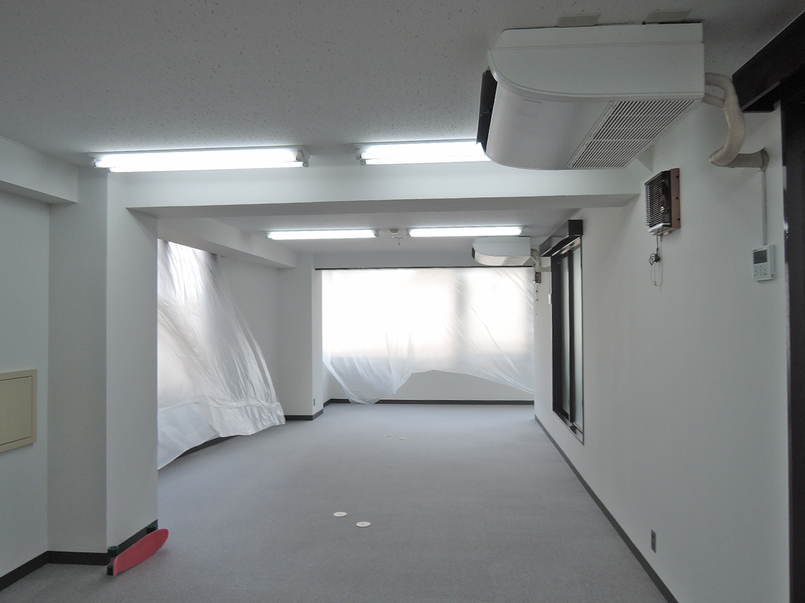 オフィス室内参考画像（※7階）