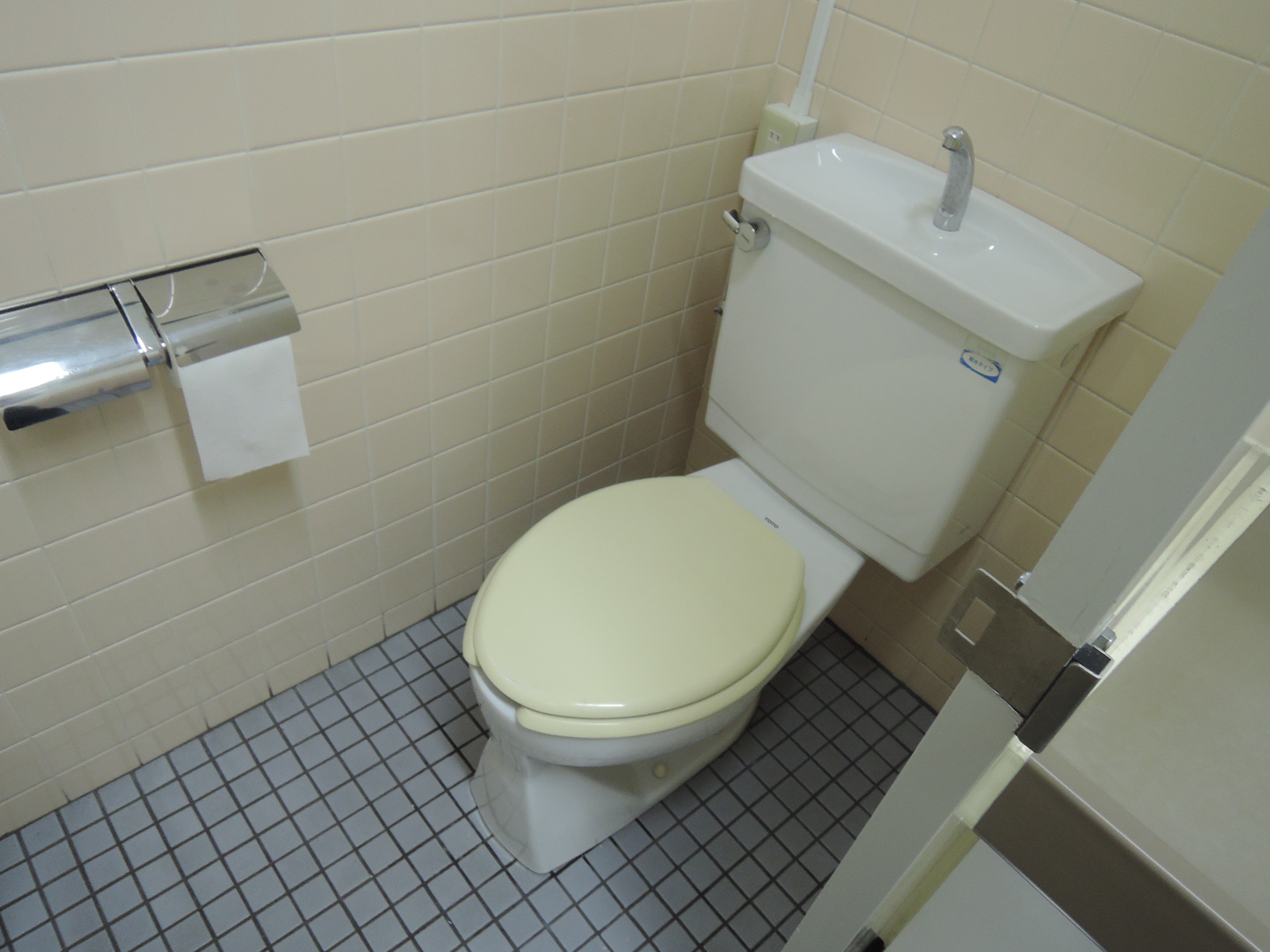 トイレ個室