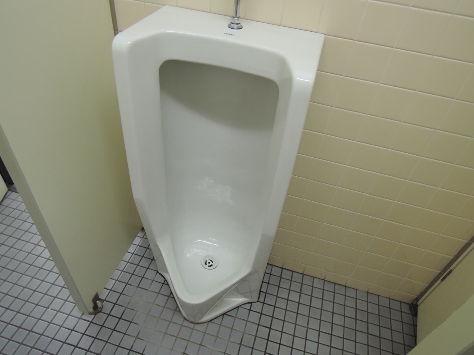 男性用トイレ