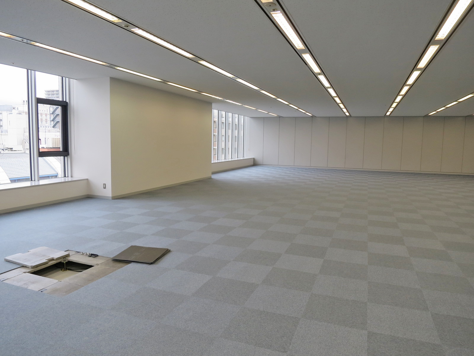 オフィス室内参考画像