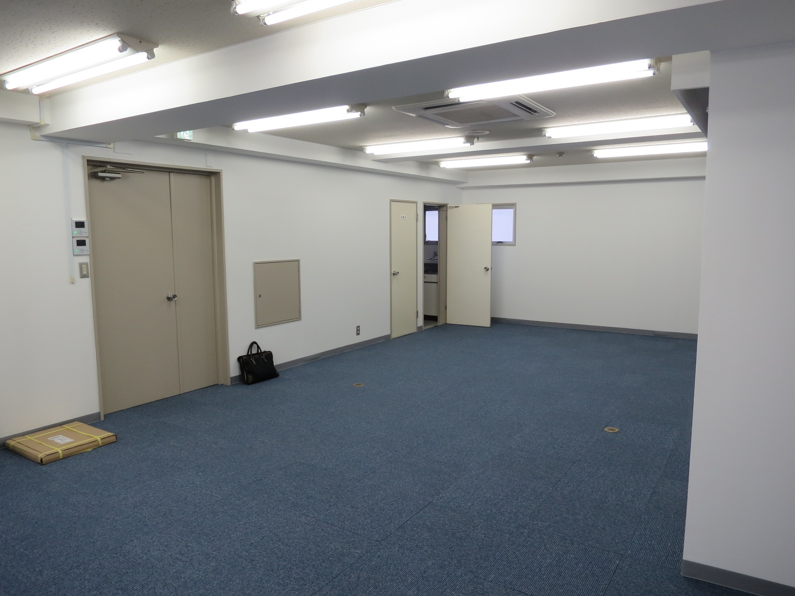 オフィス室内参考画像(※5階)