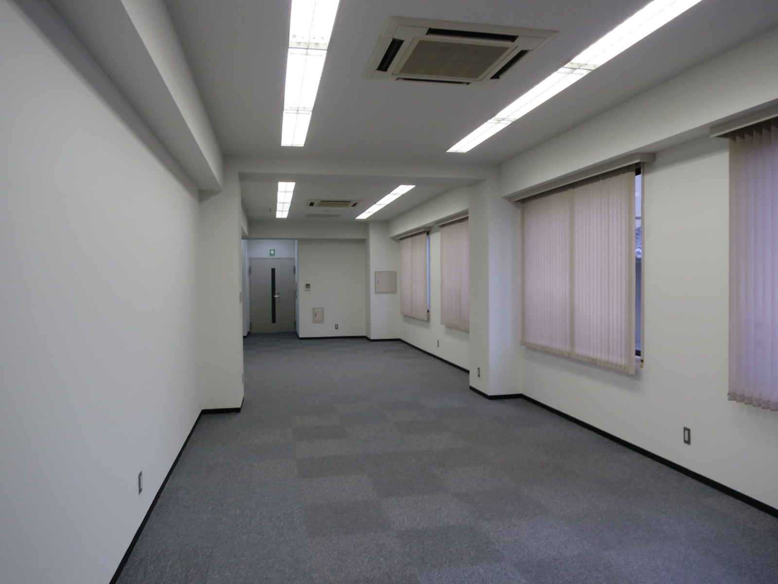 オフィス室内参考画像(※2階･21.16坪)