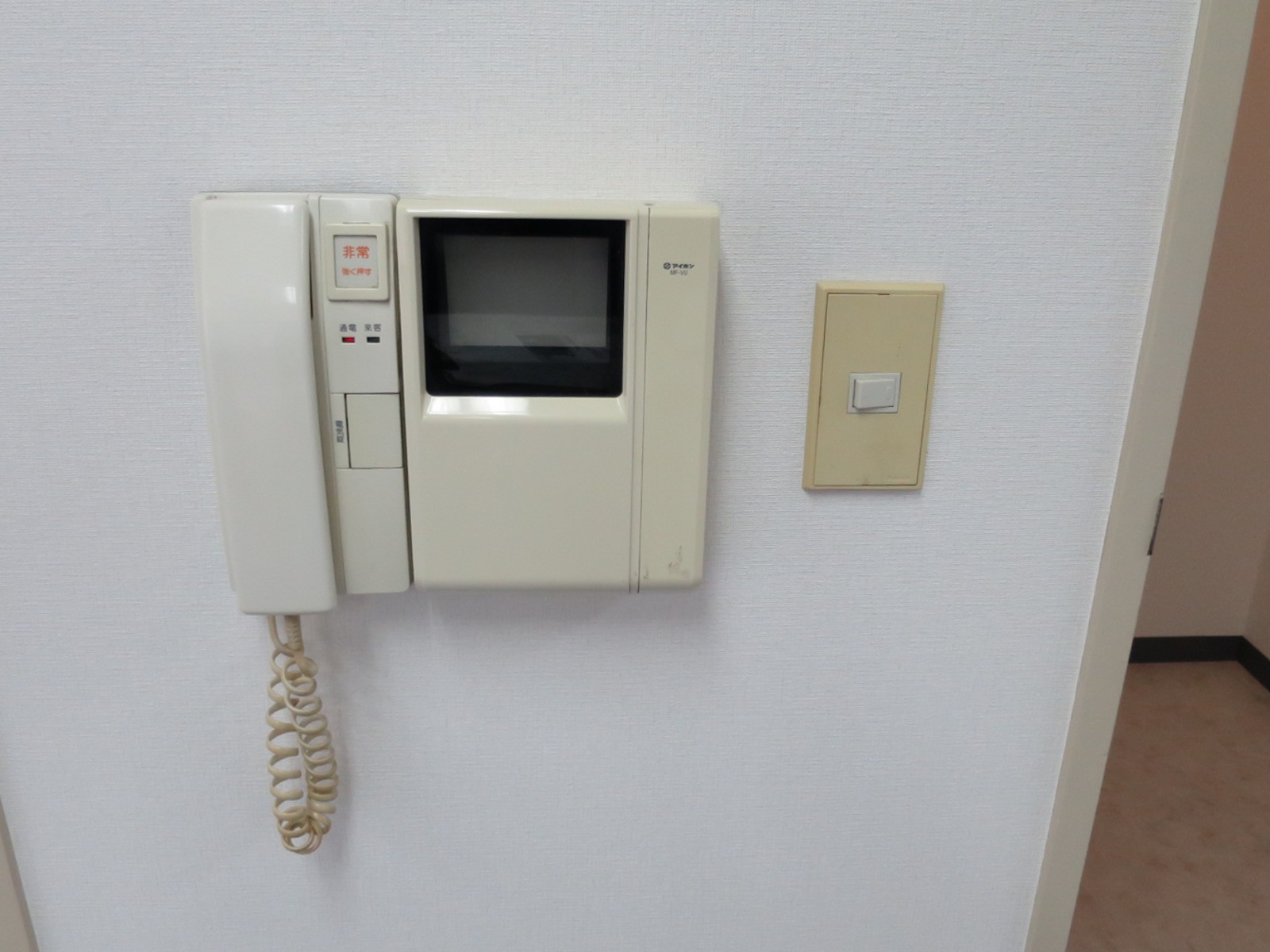インターホン