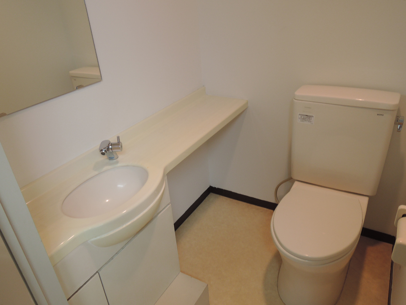 トイレ個室