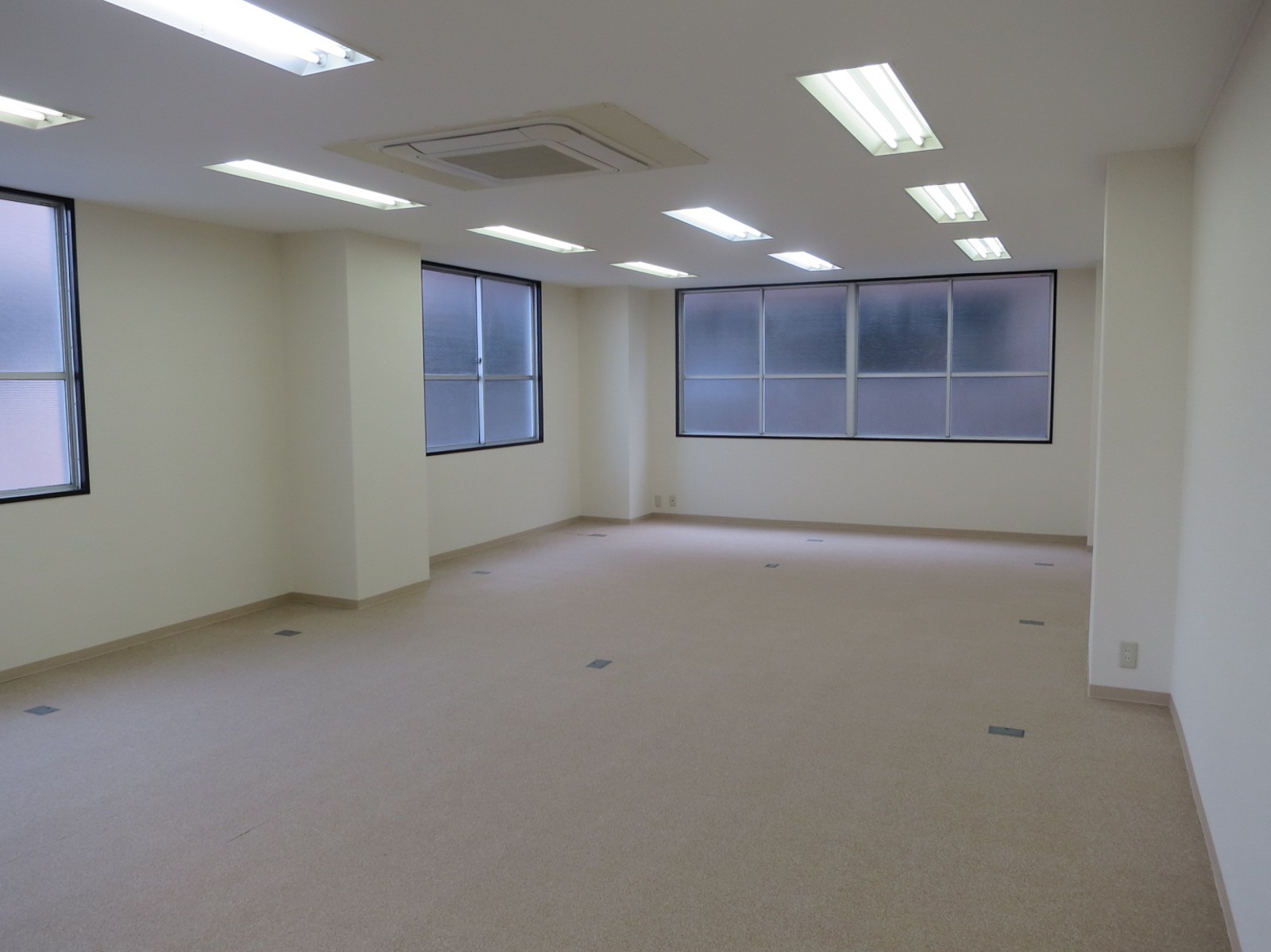 貸室別角度からの様子