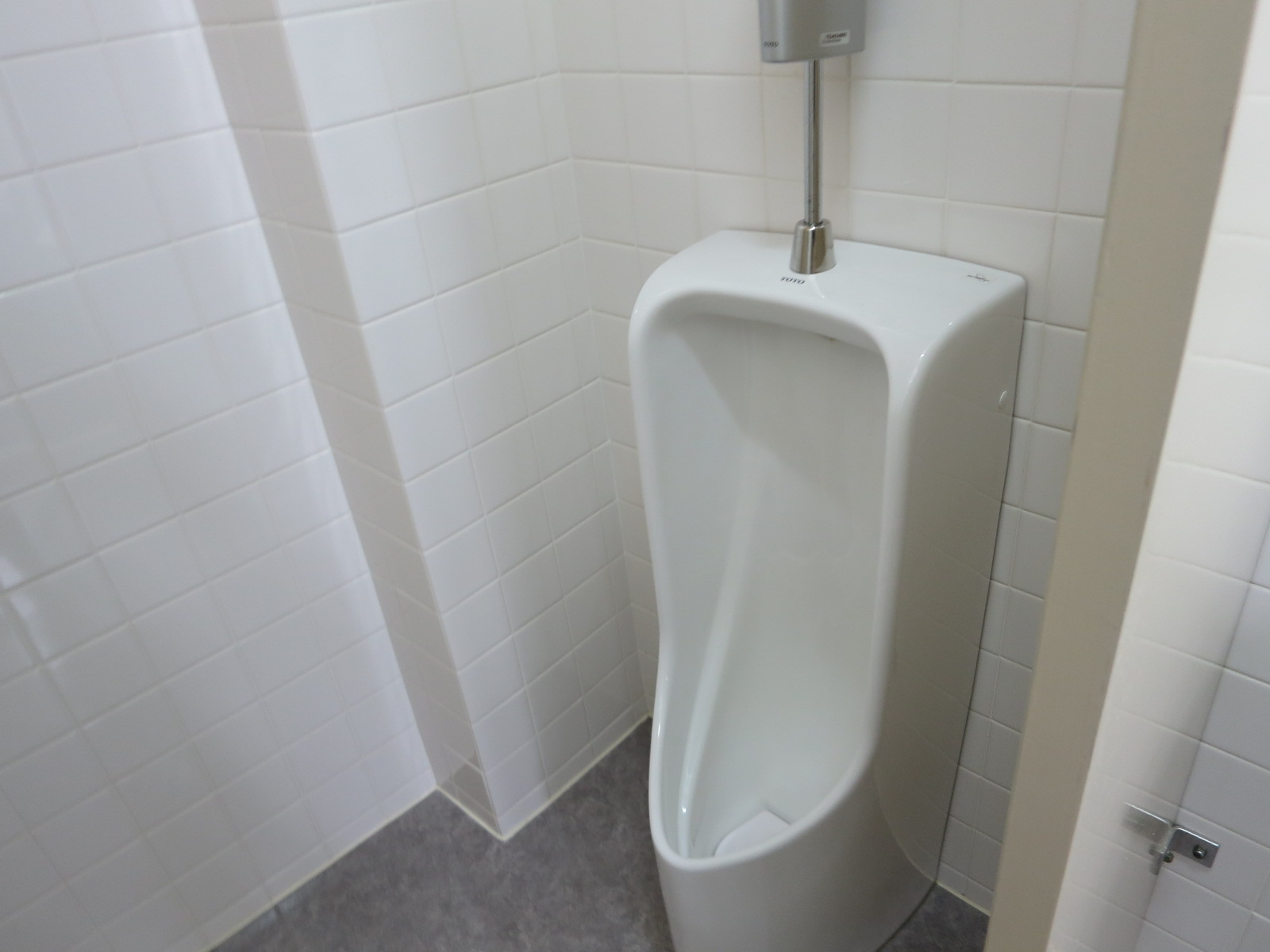 男性用トイレ
