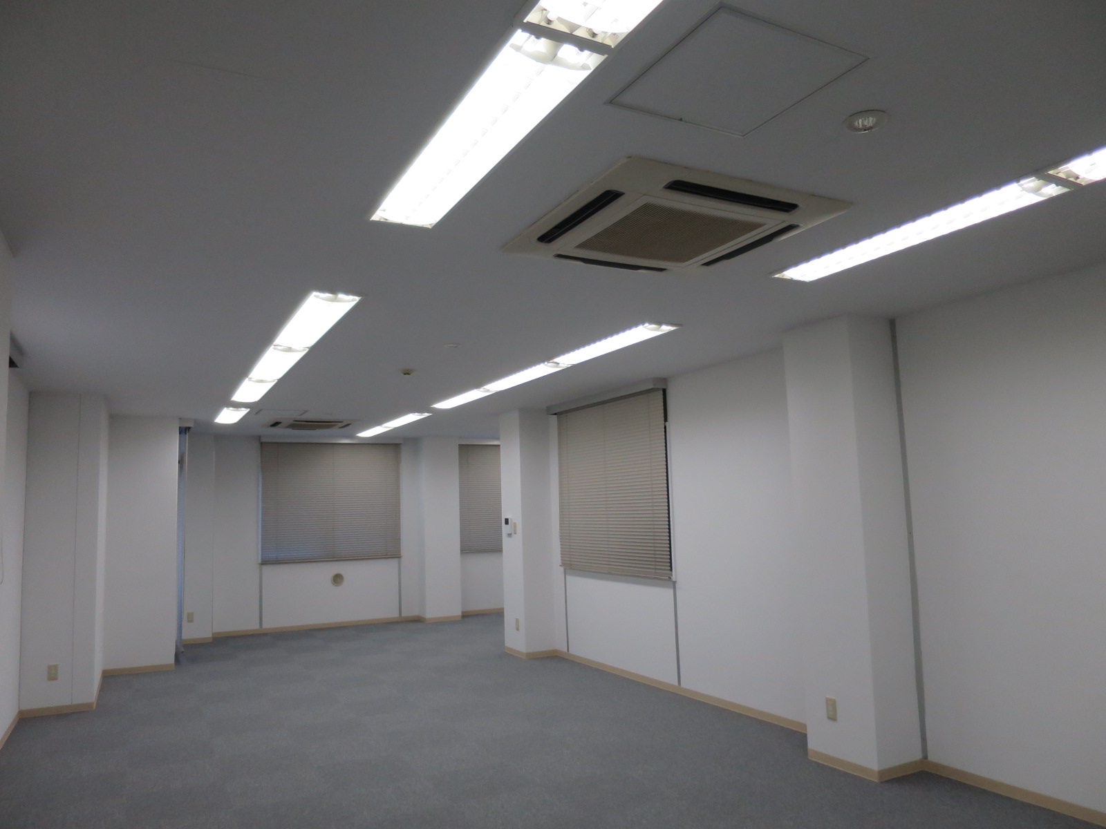 別角度の様子