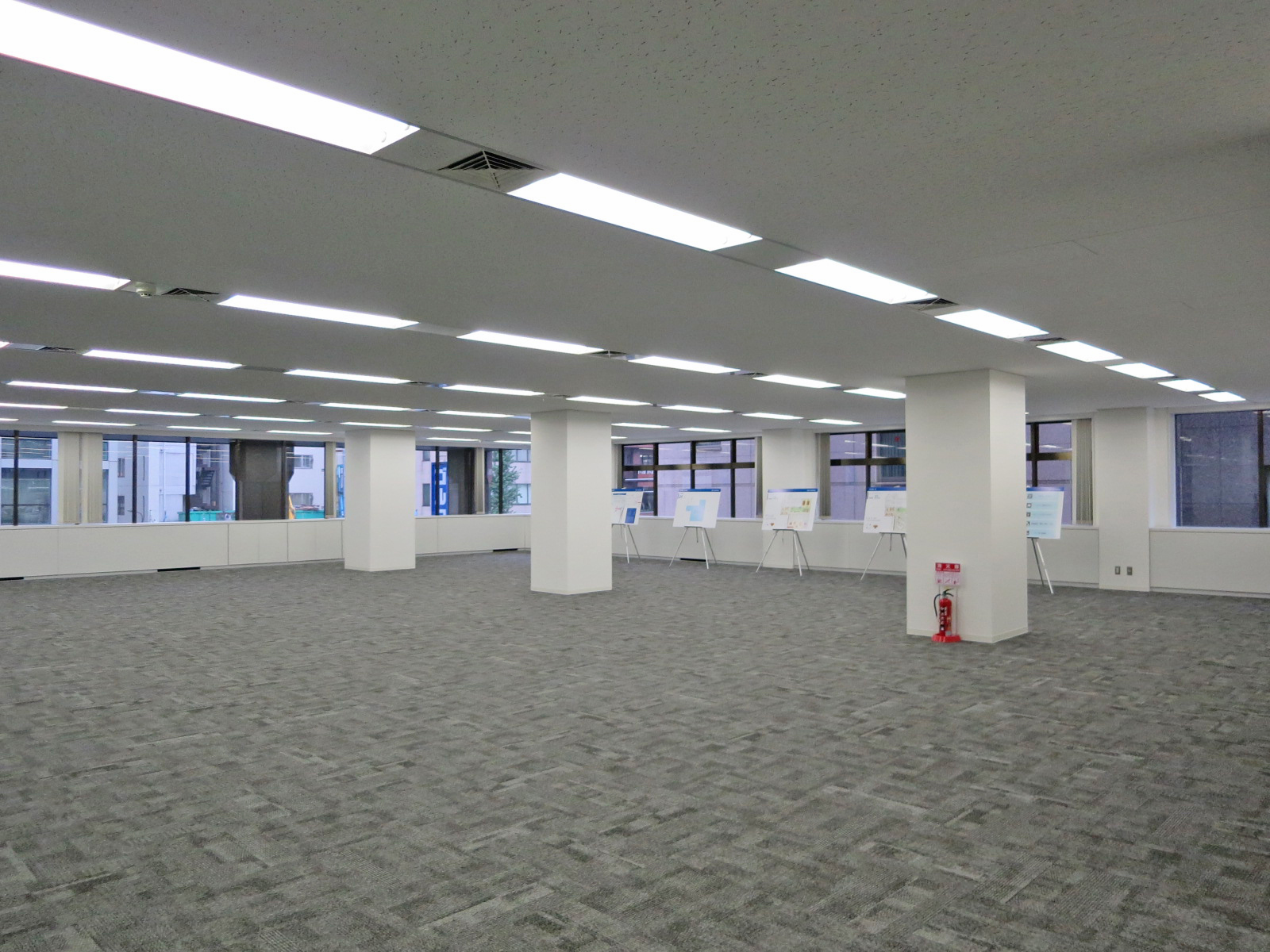オフィス室内参考画像（2階・約113坪）