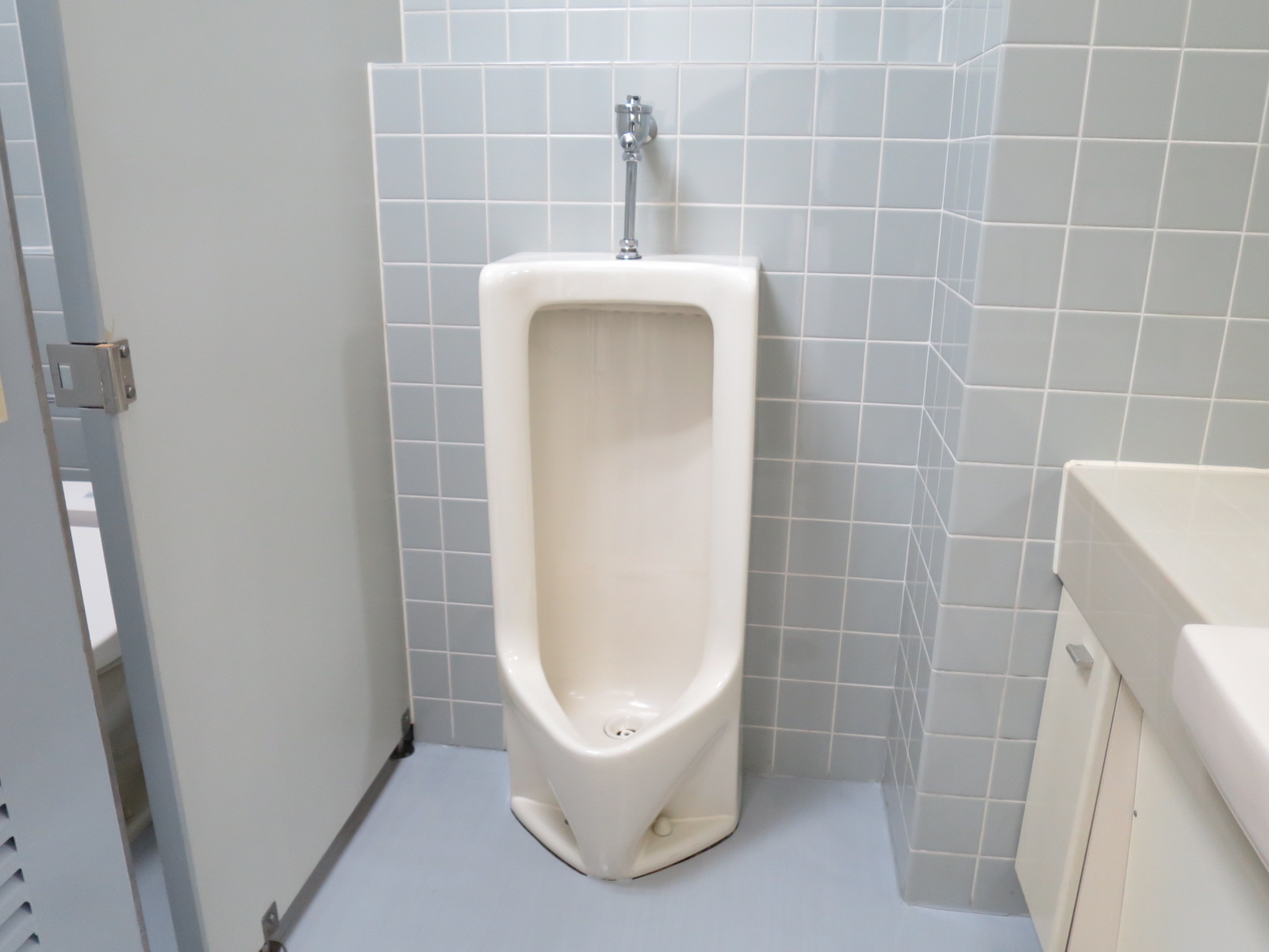 男性用トイレ