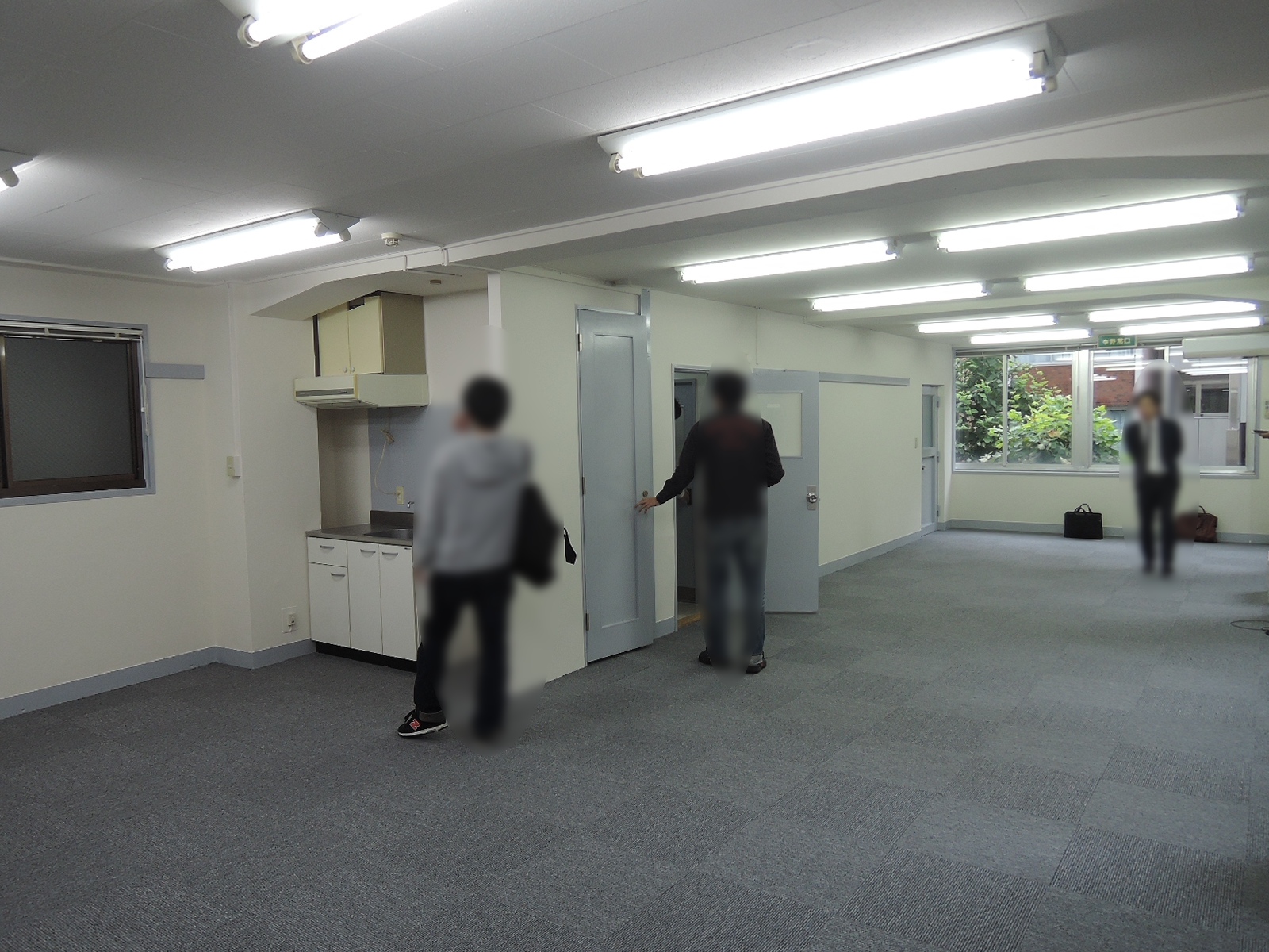 オフィス室内参考画像