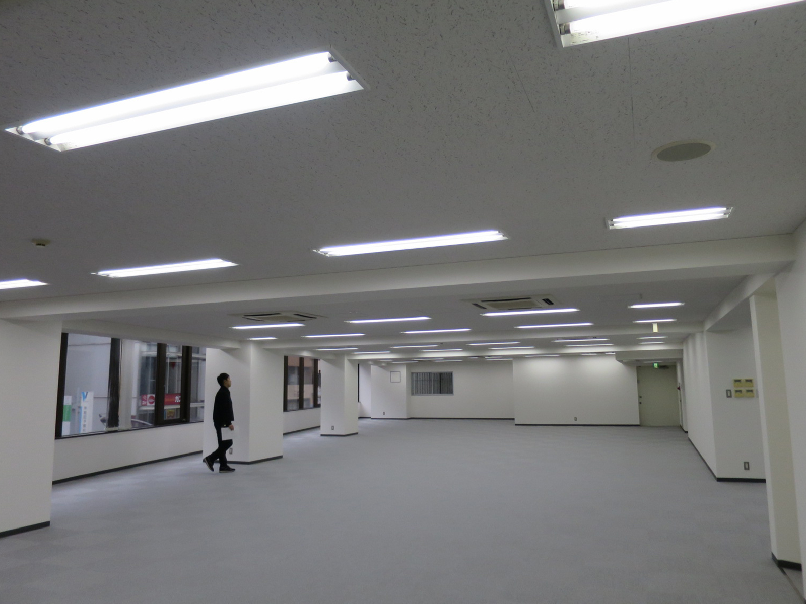 別角度の様子