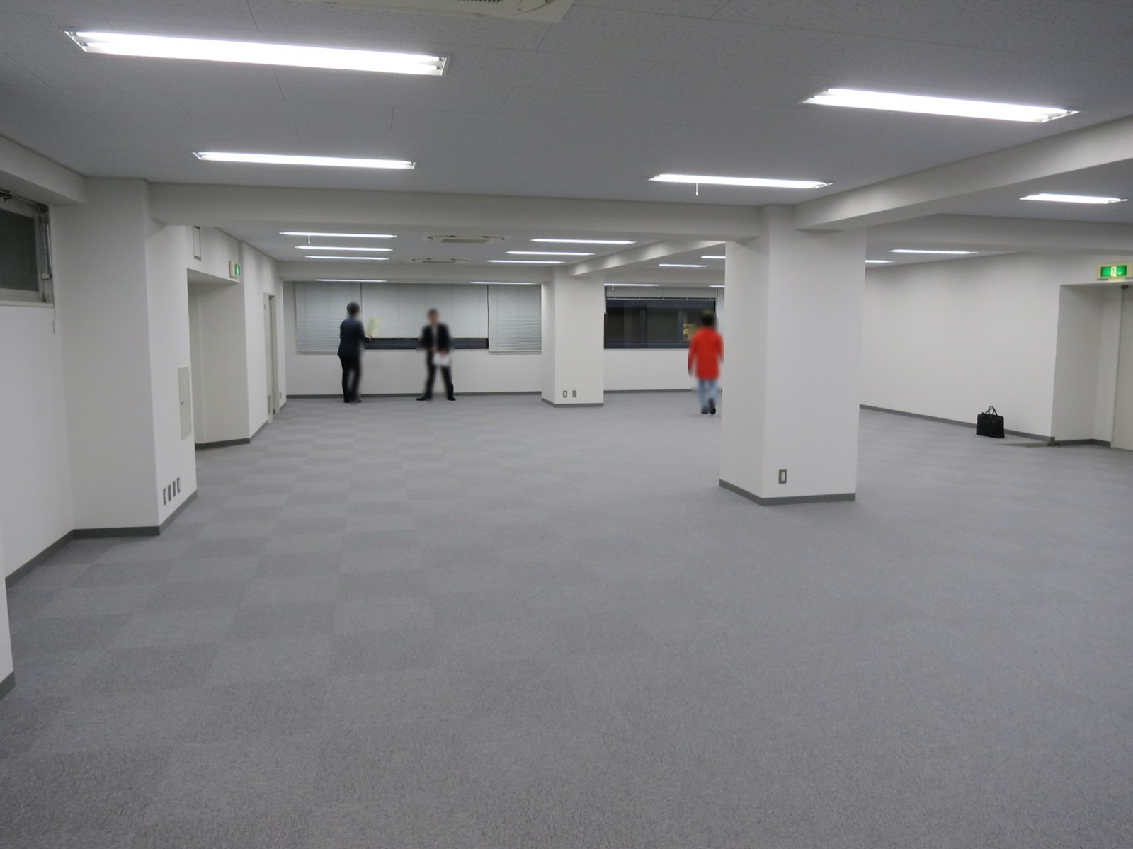 オフィス室内参考画像(4階)