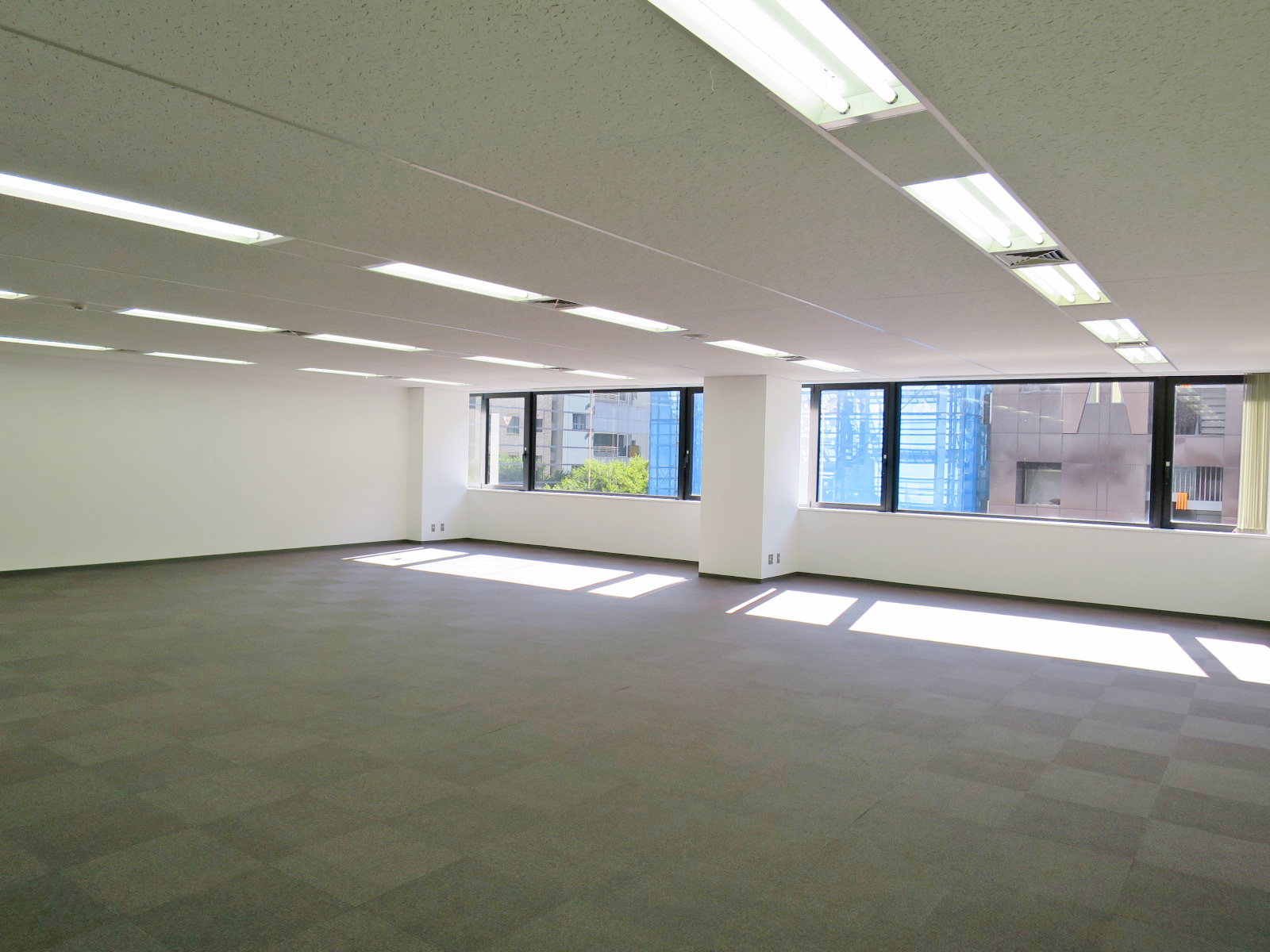 オフィス室内参考画像（3階）