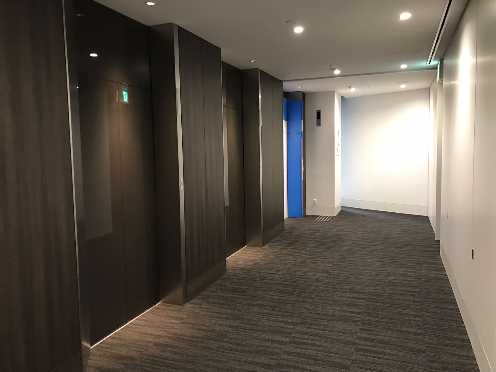 エレベータホール