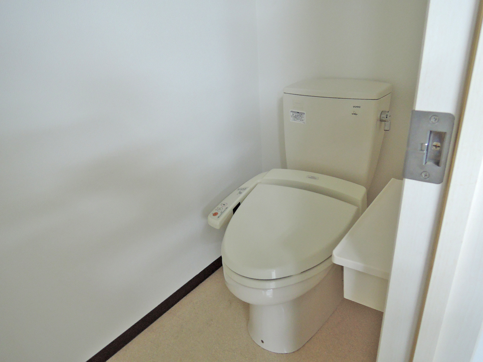 トイレ個室