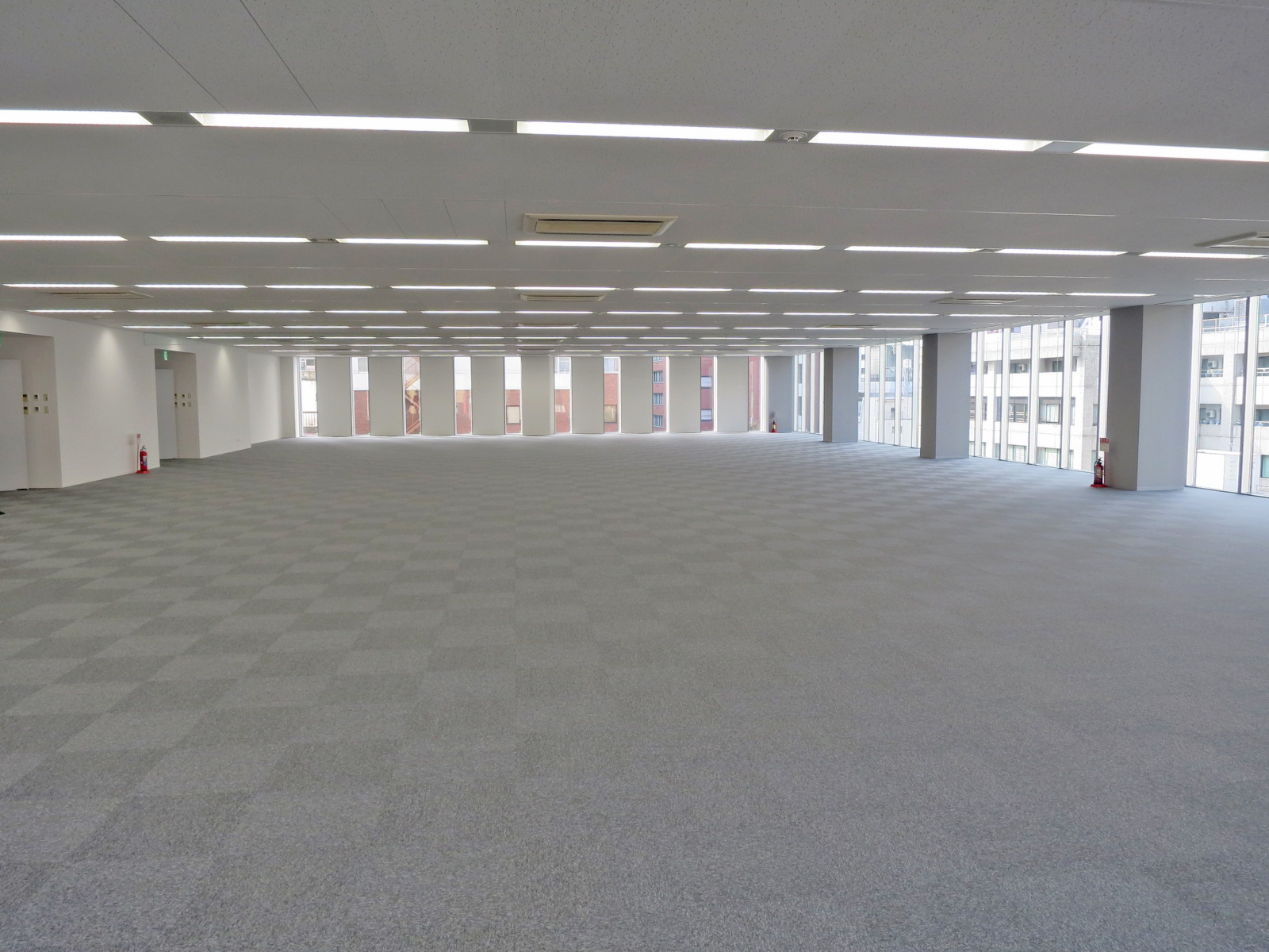 オフィス室内参考画像（4階）