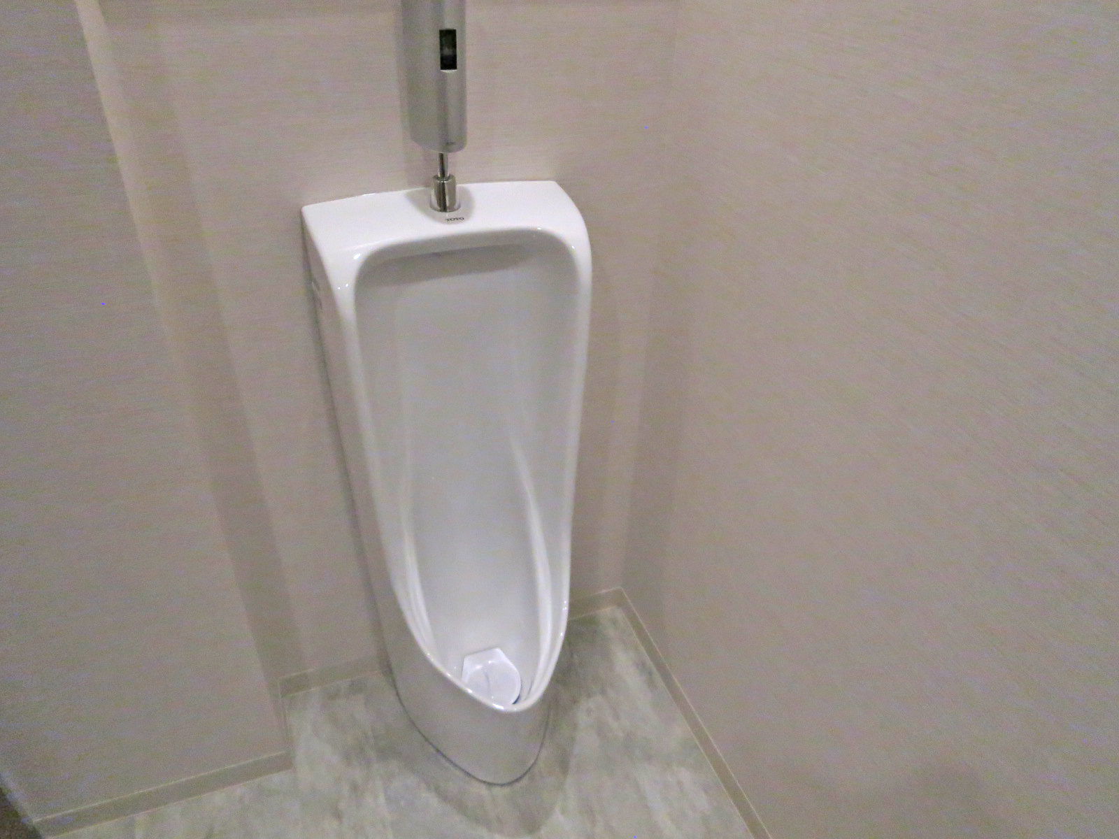 男性用トイレ
