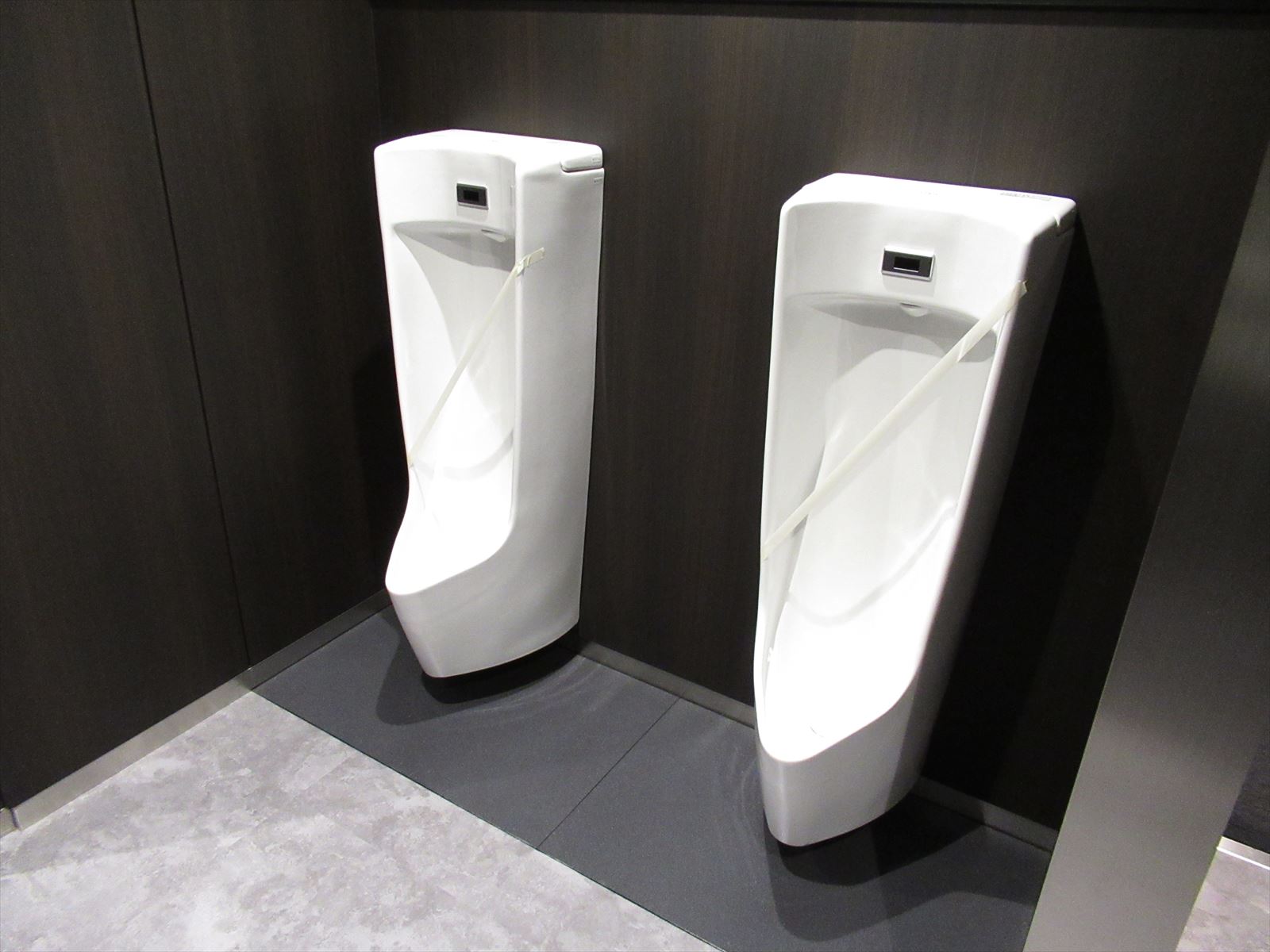 男性用トイレ