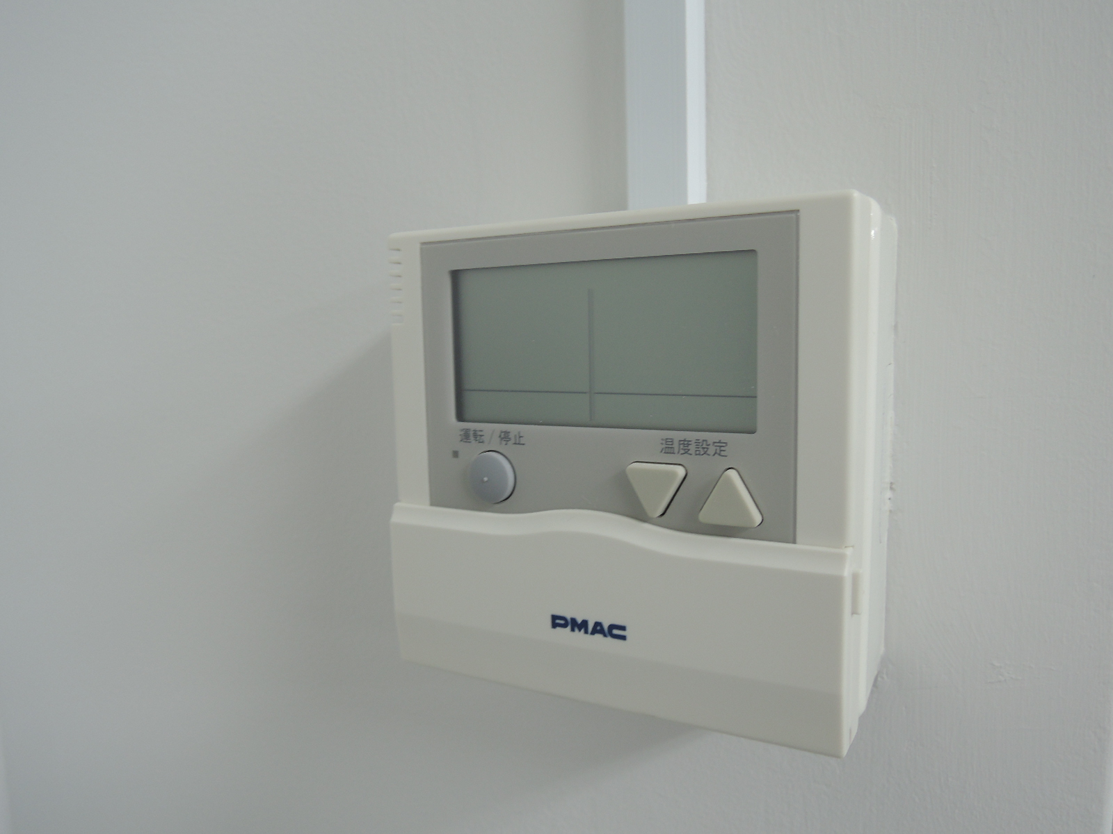 空調のスイッチ