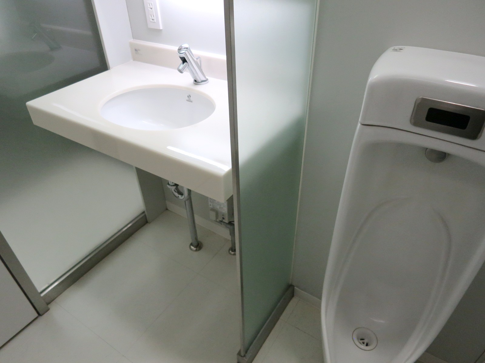 男性用トイレ