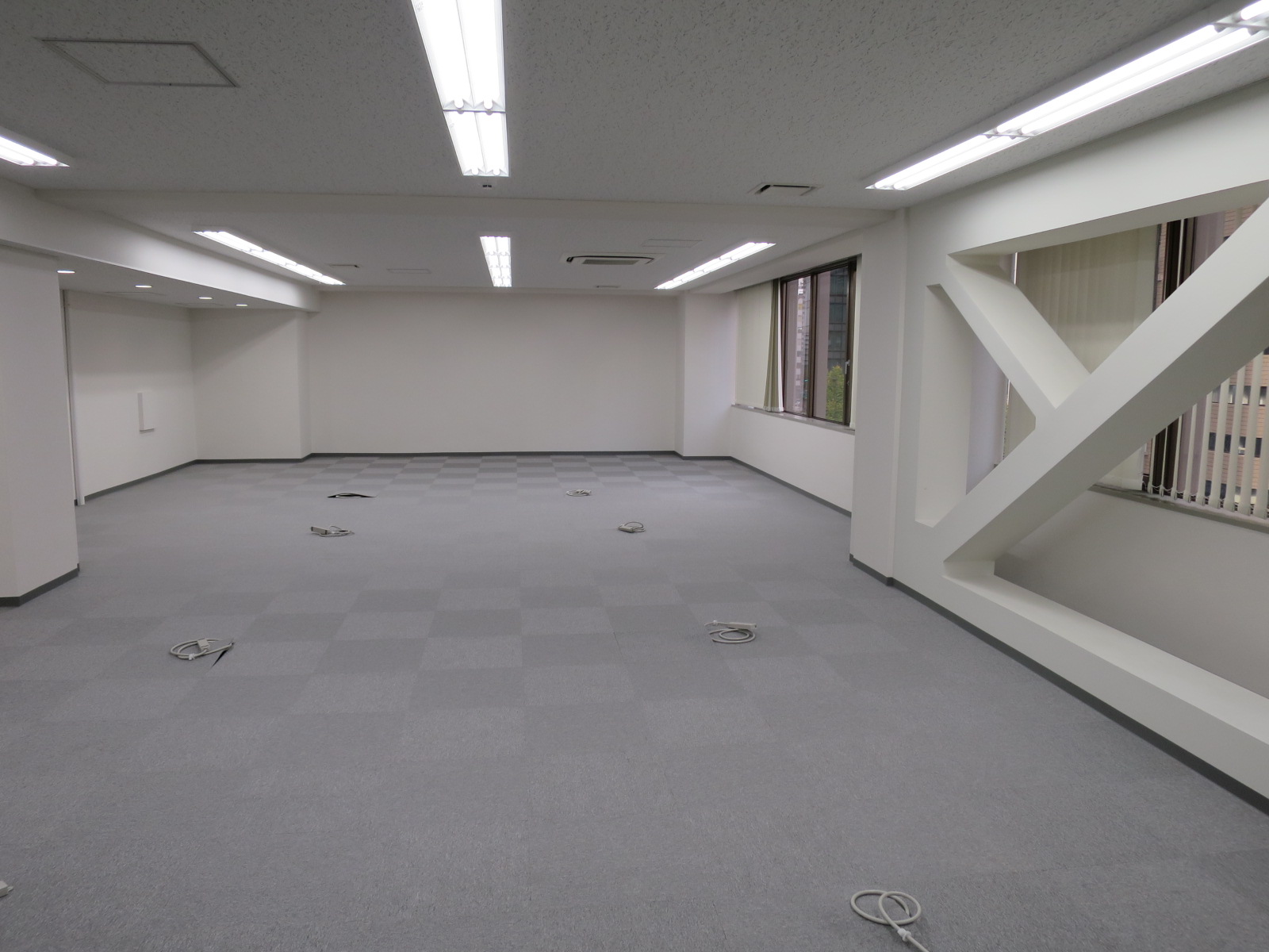 オフィス室内参考画像