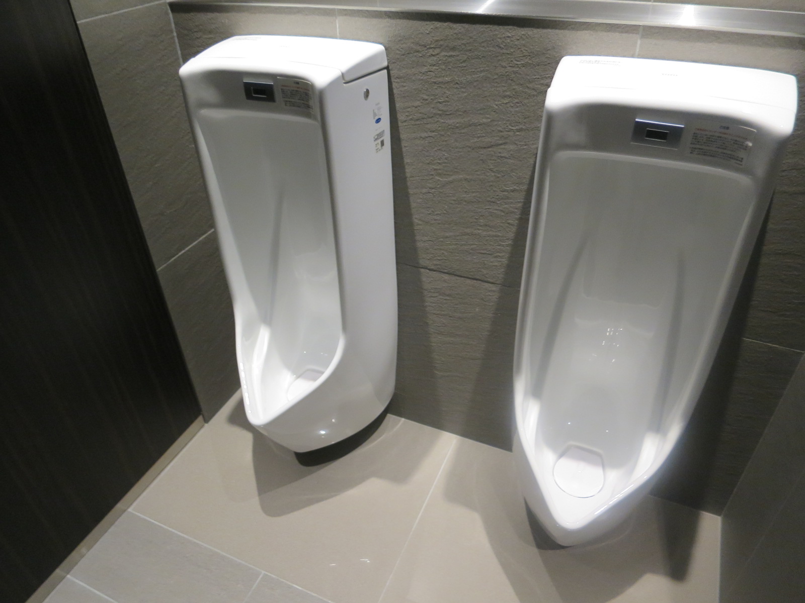 男性用トイレ