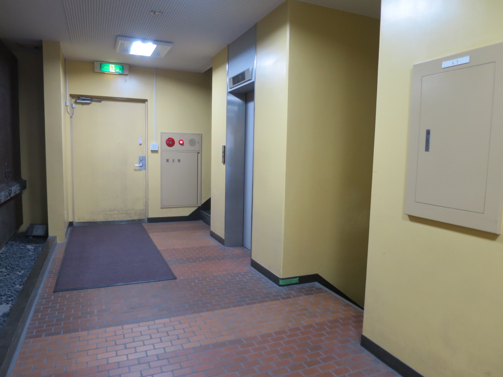 エレベーターホール