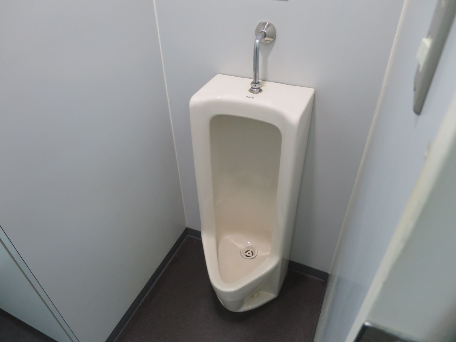 男性用トイレ