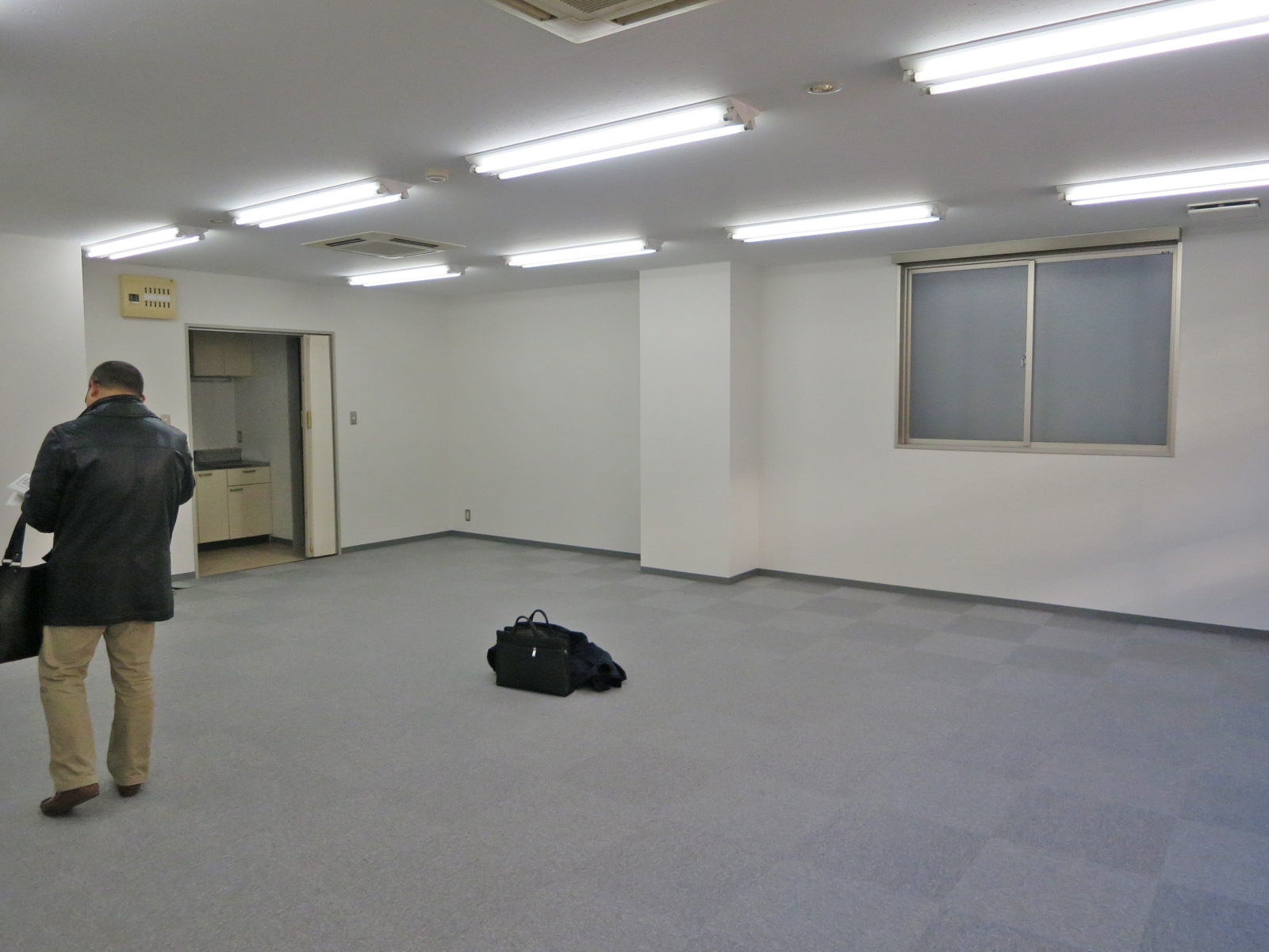 別角度からの様子