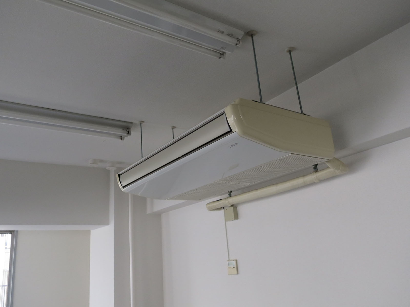 空調機器