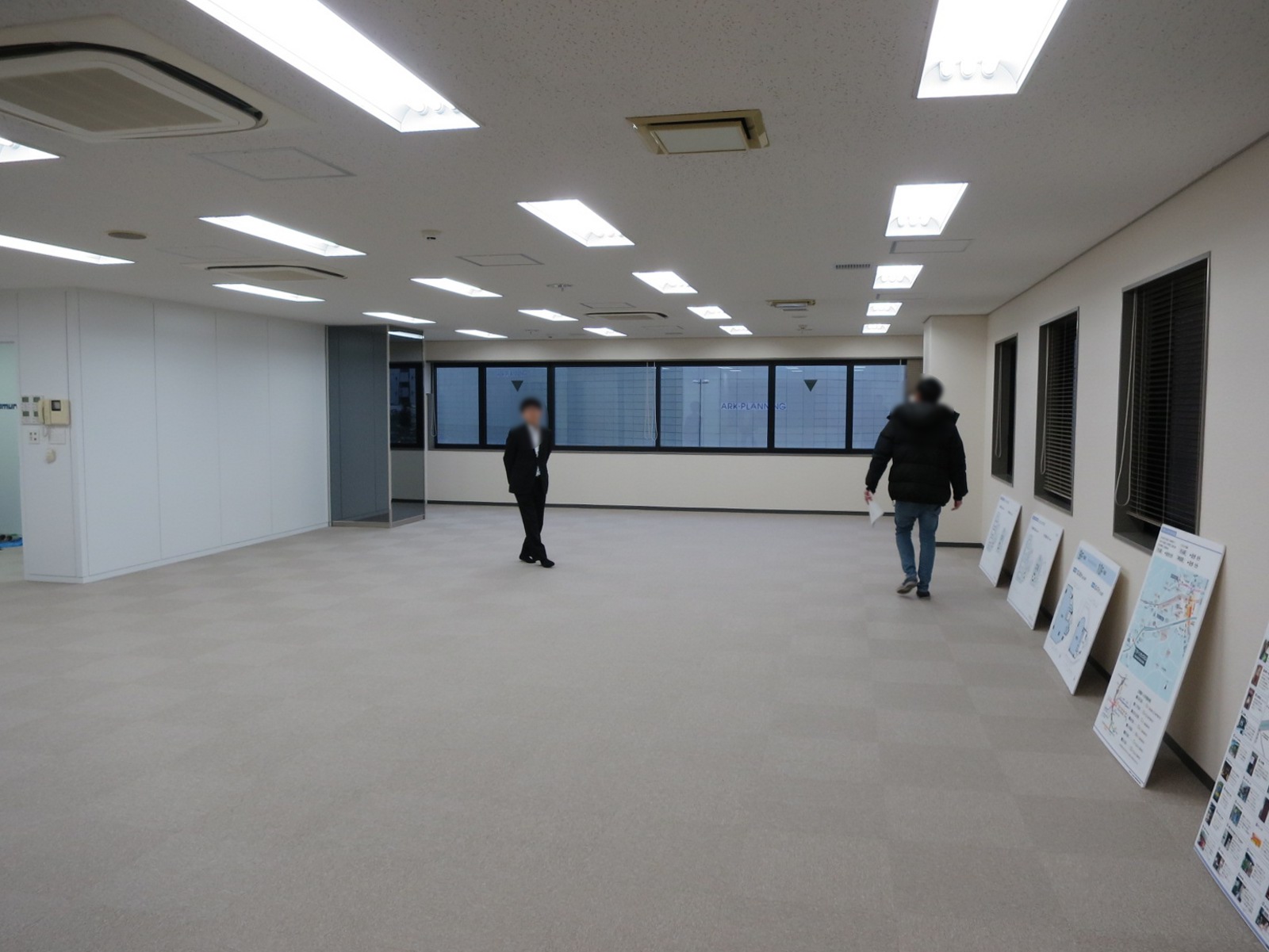 オフィス室内参考画像