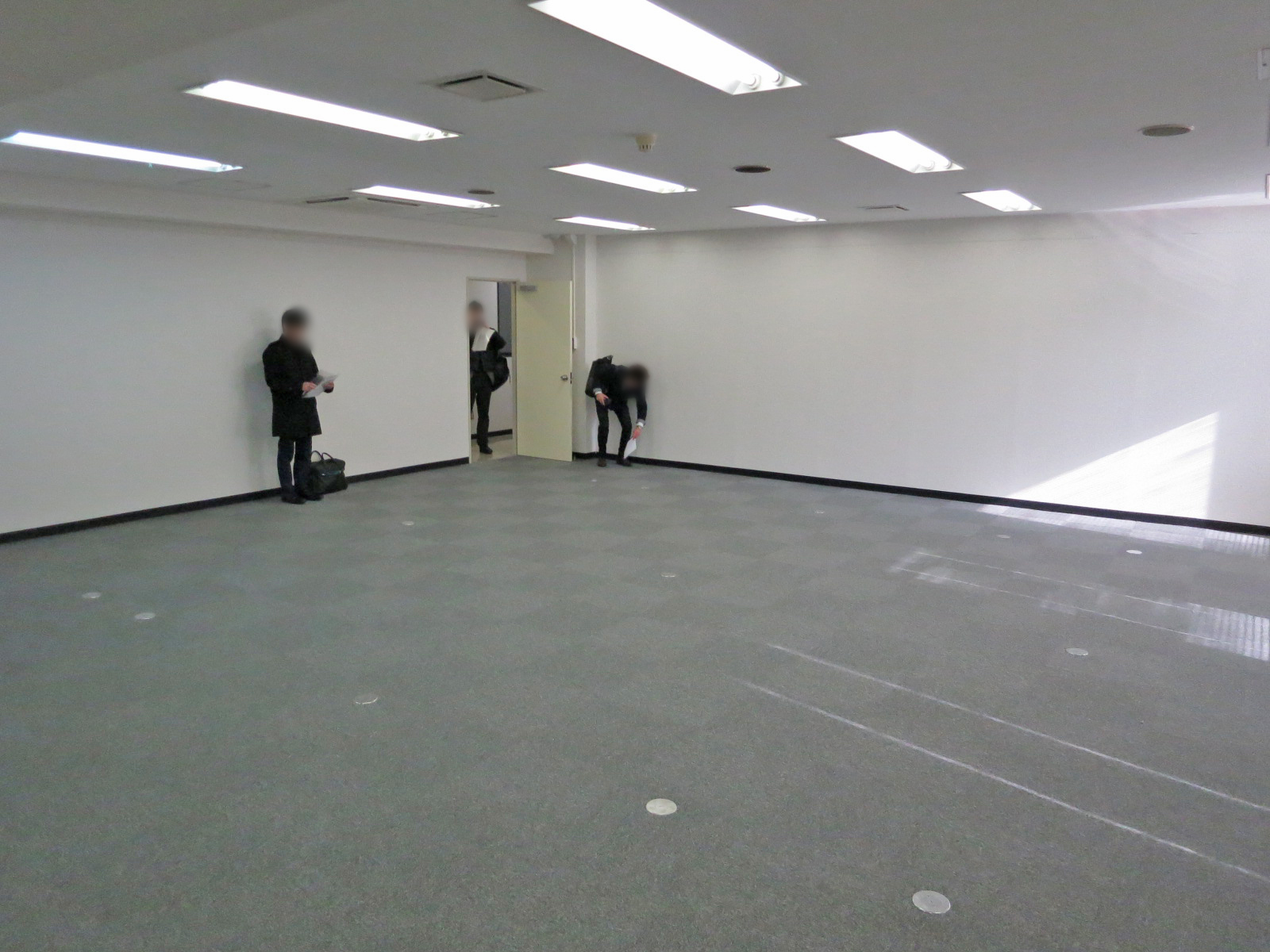 オフィス室内参考画像