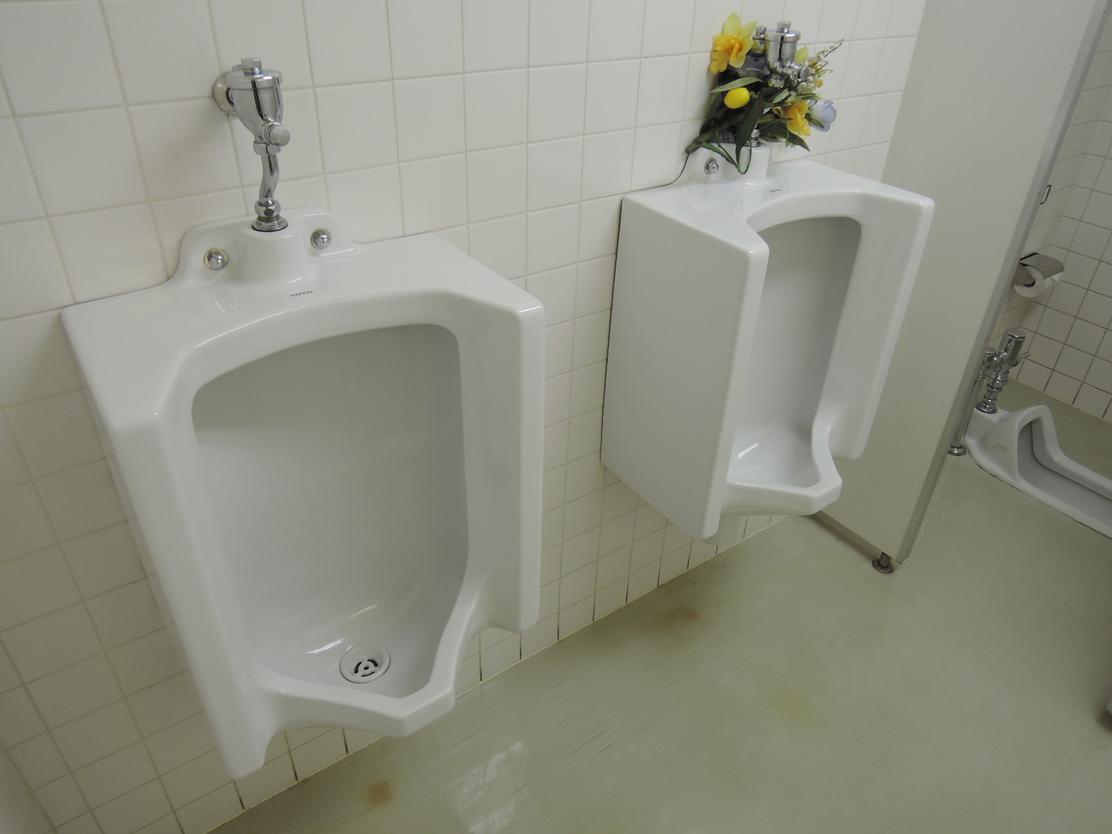 男性用トイレ
