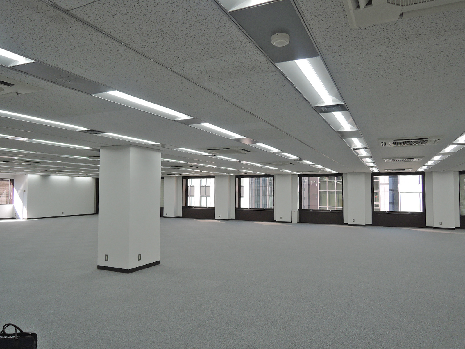 オフィス室内参考画像（7階）