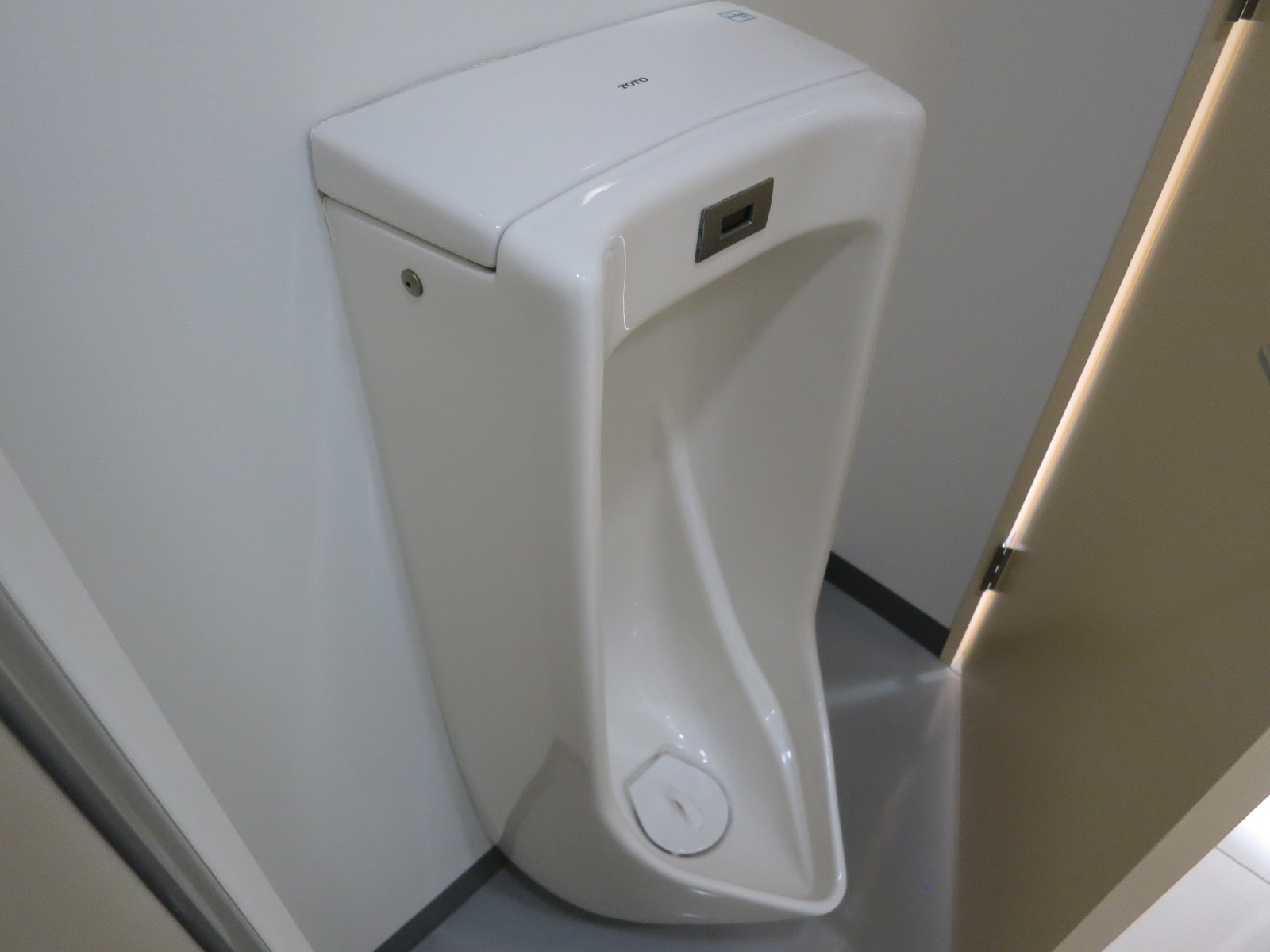 男性用トイレ