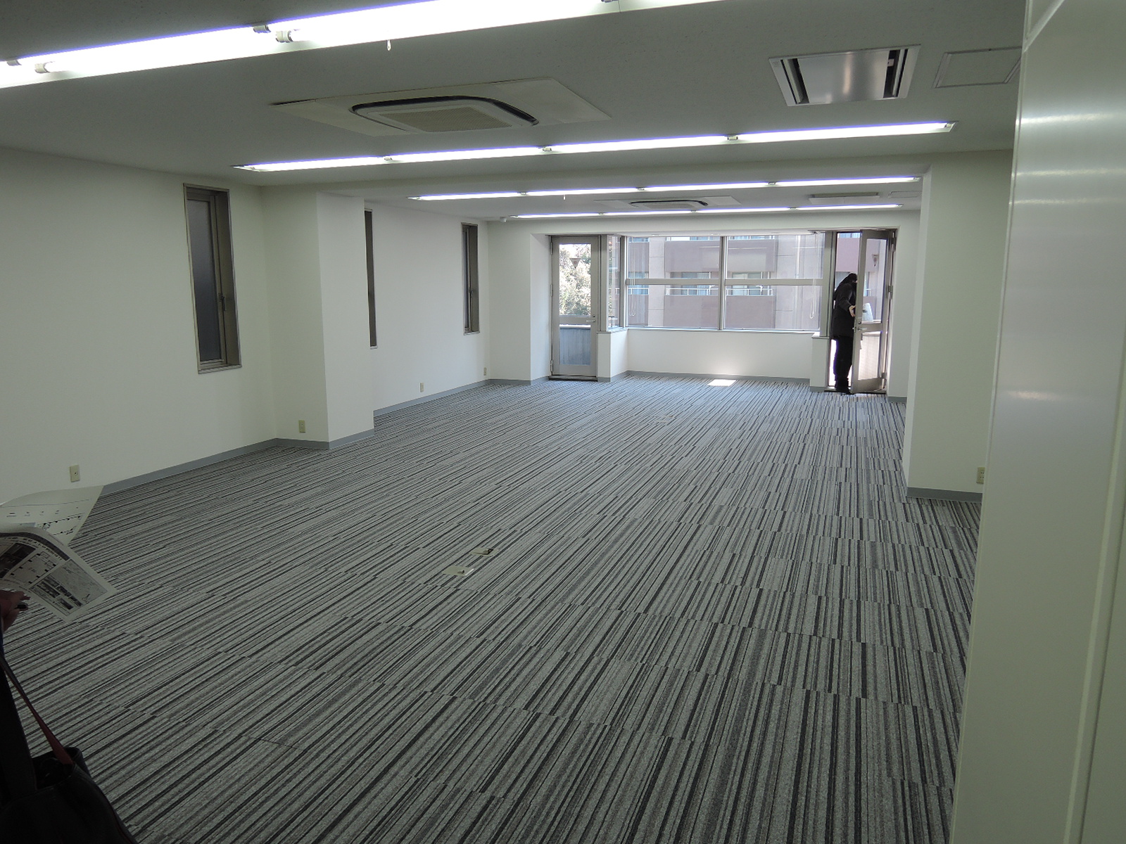 オフィス室内参考画像（※5階）