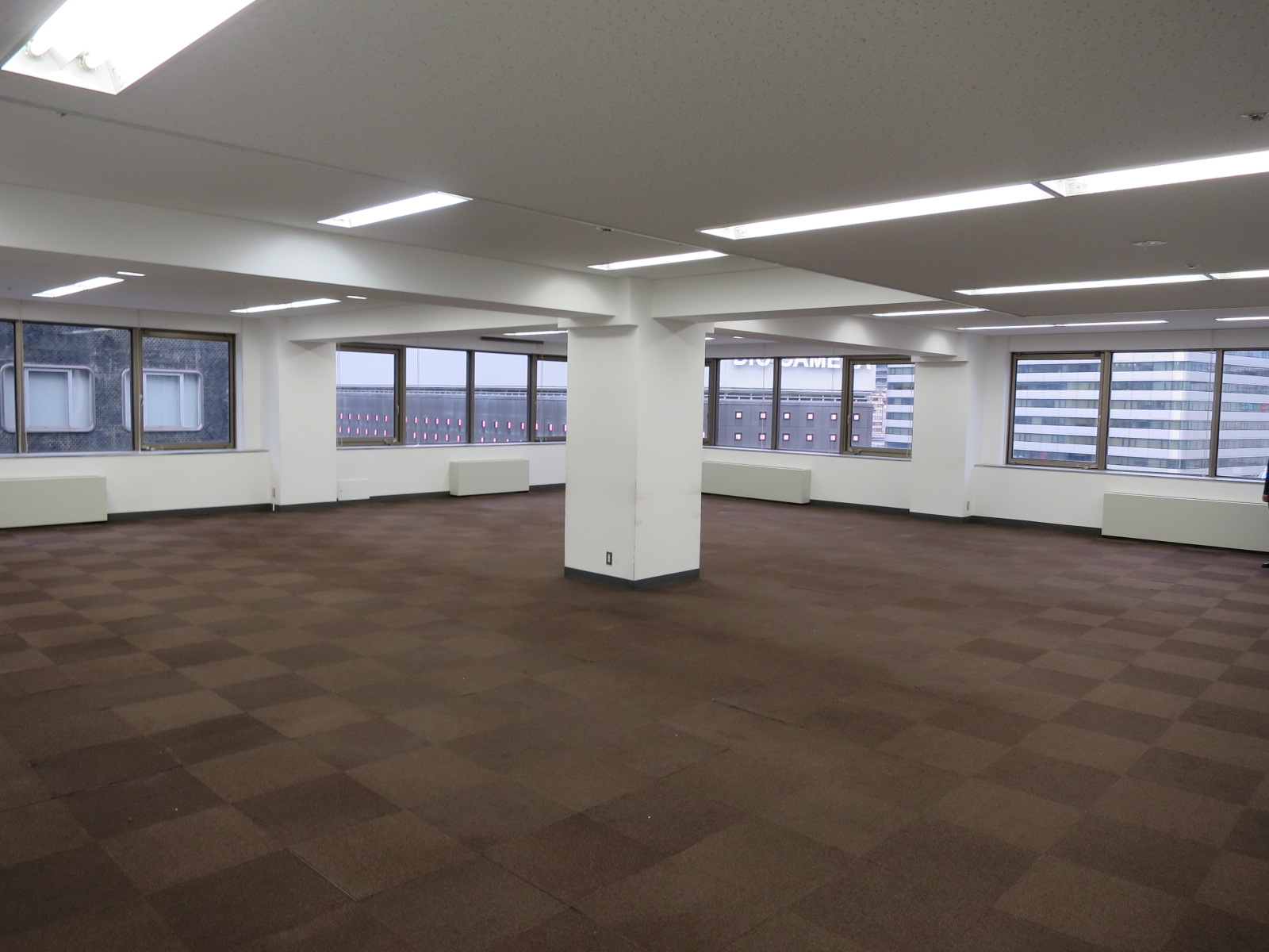 オフィス室内参考画像（7階）