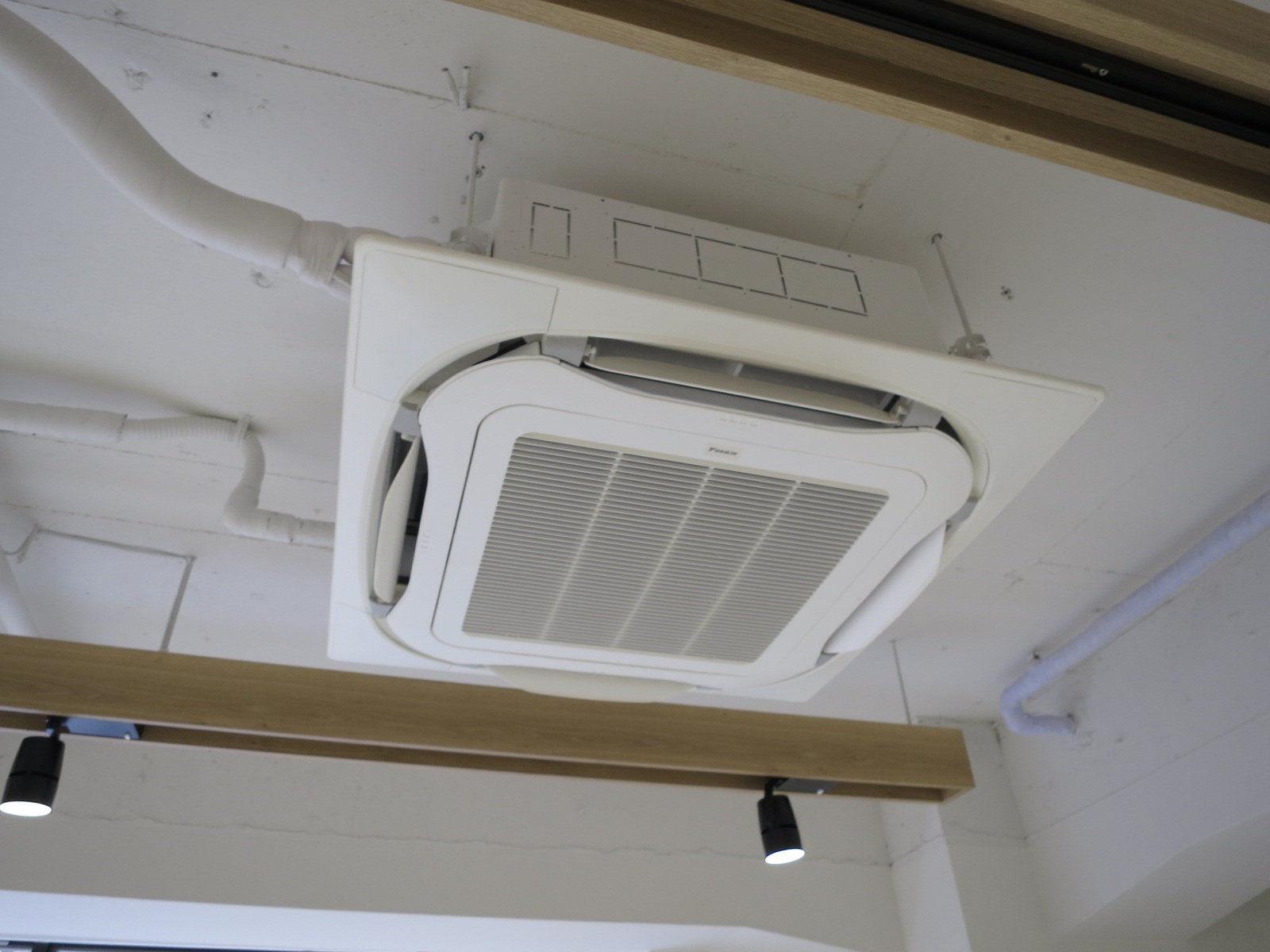 空調機器