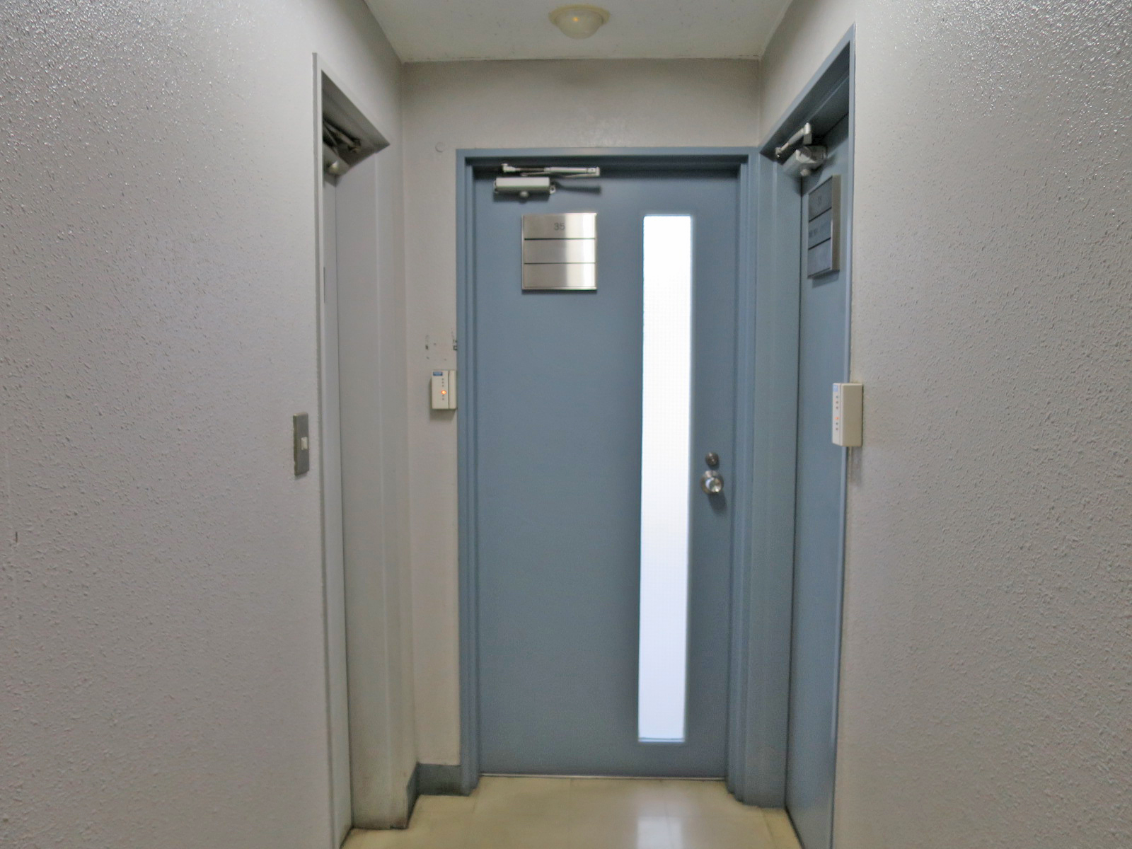 貸室出入口