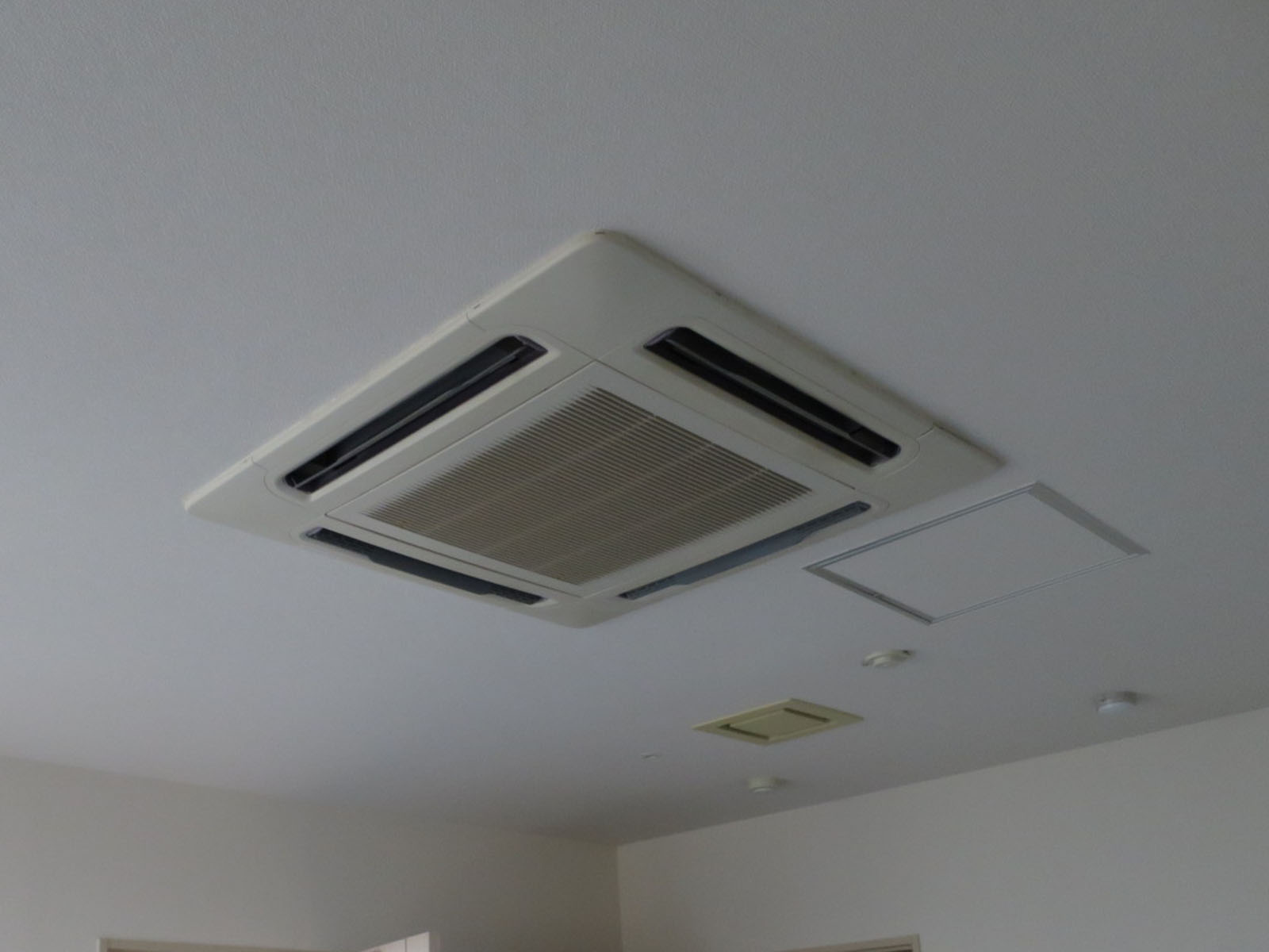 空調