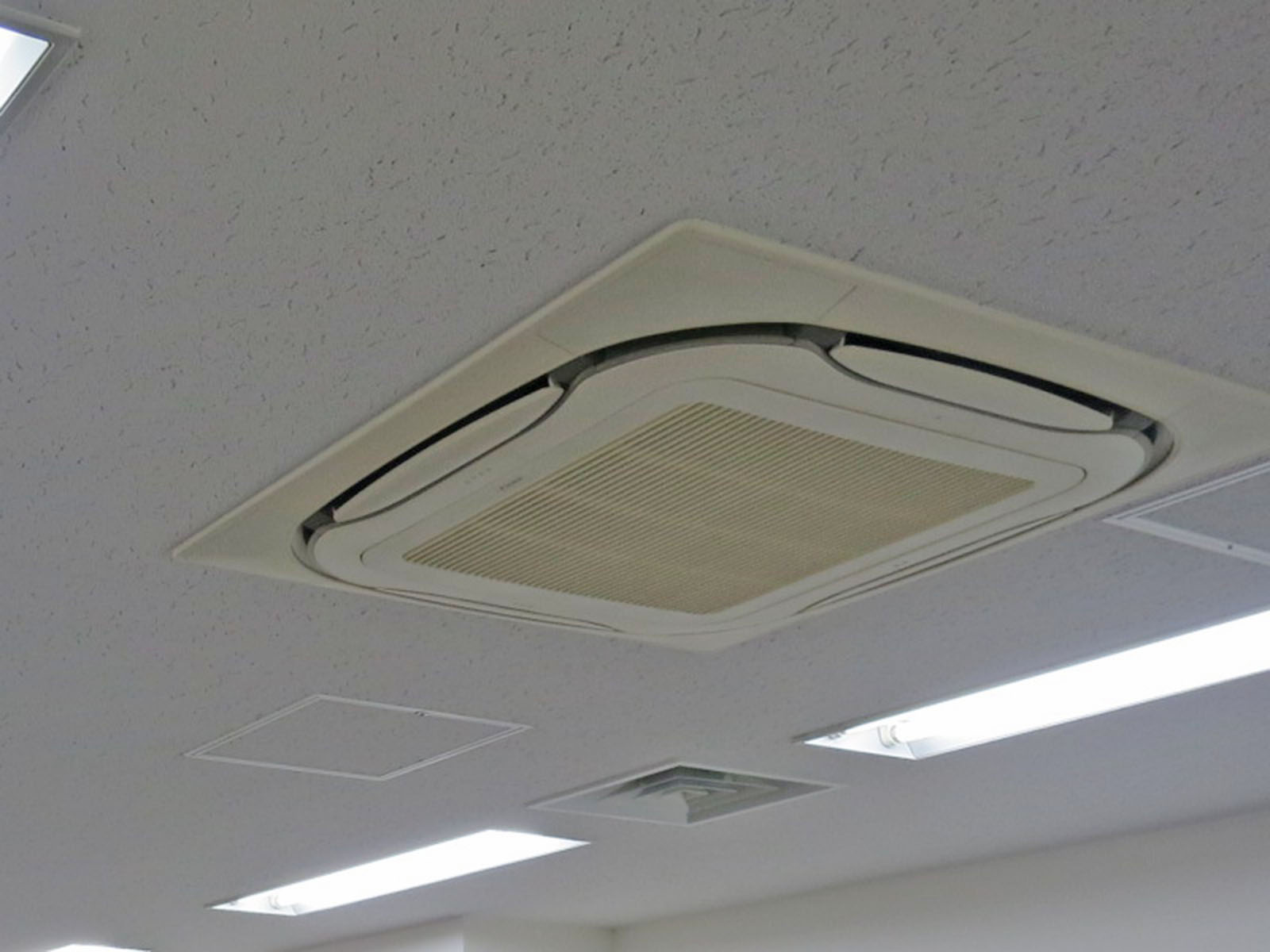 空調