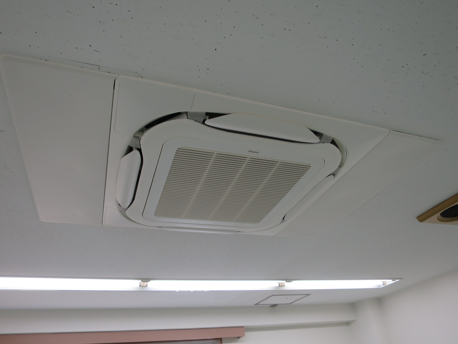 空調機器