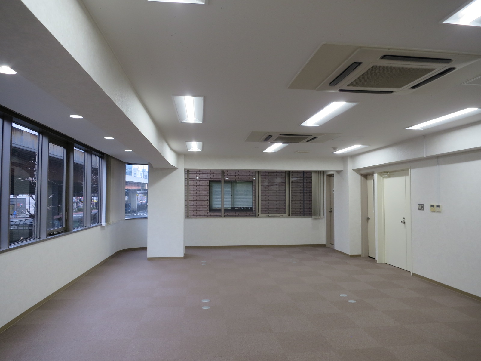 貸室別角度からの様子