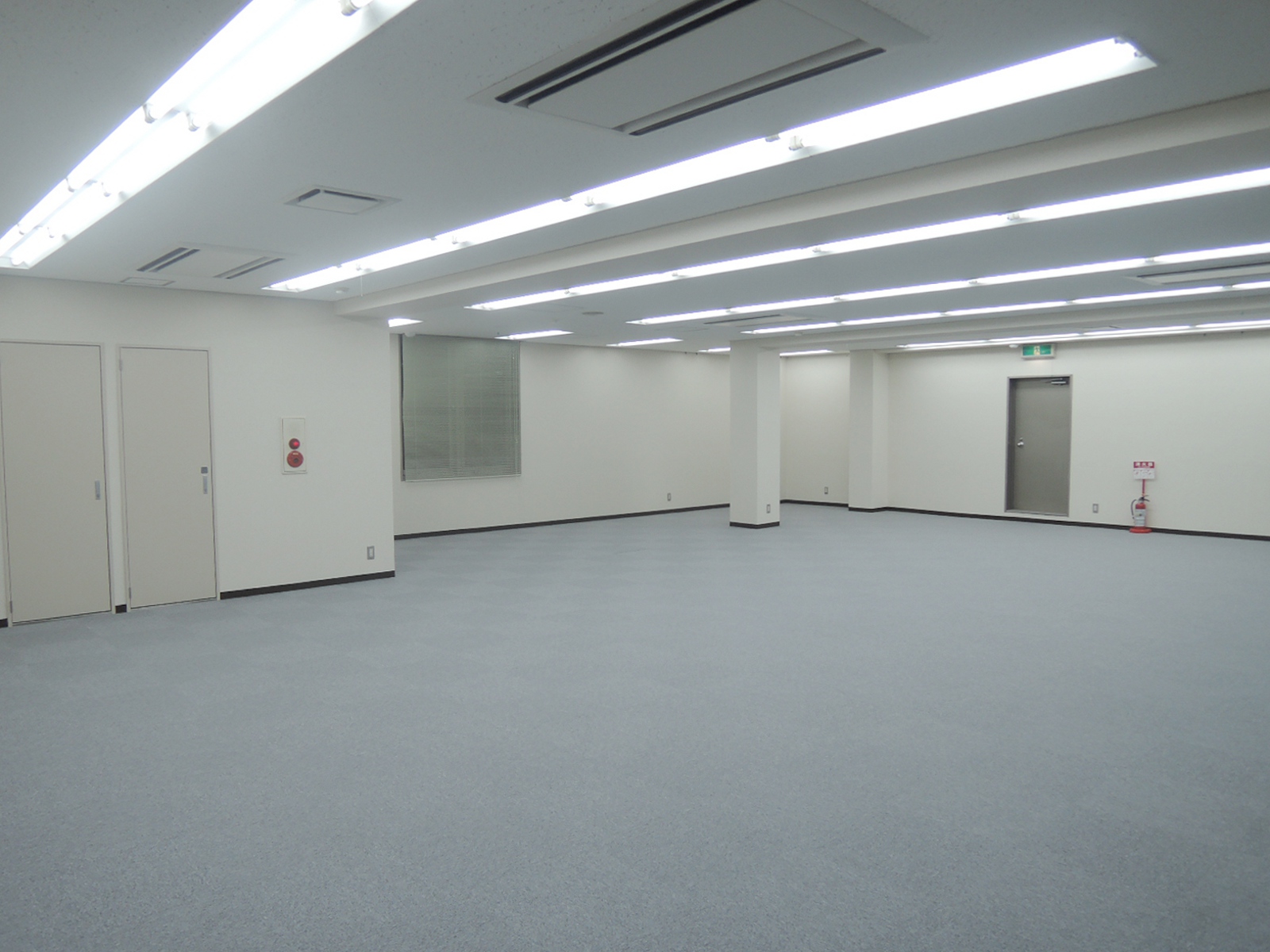 オフィス室内参考画像(※4階)