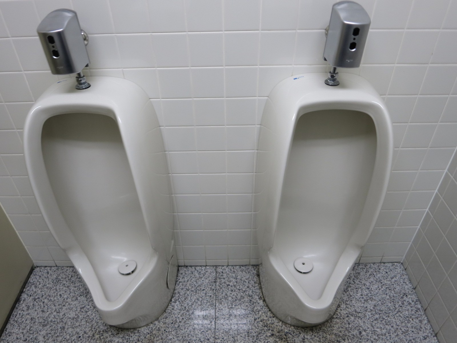 男性用トイレ